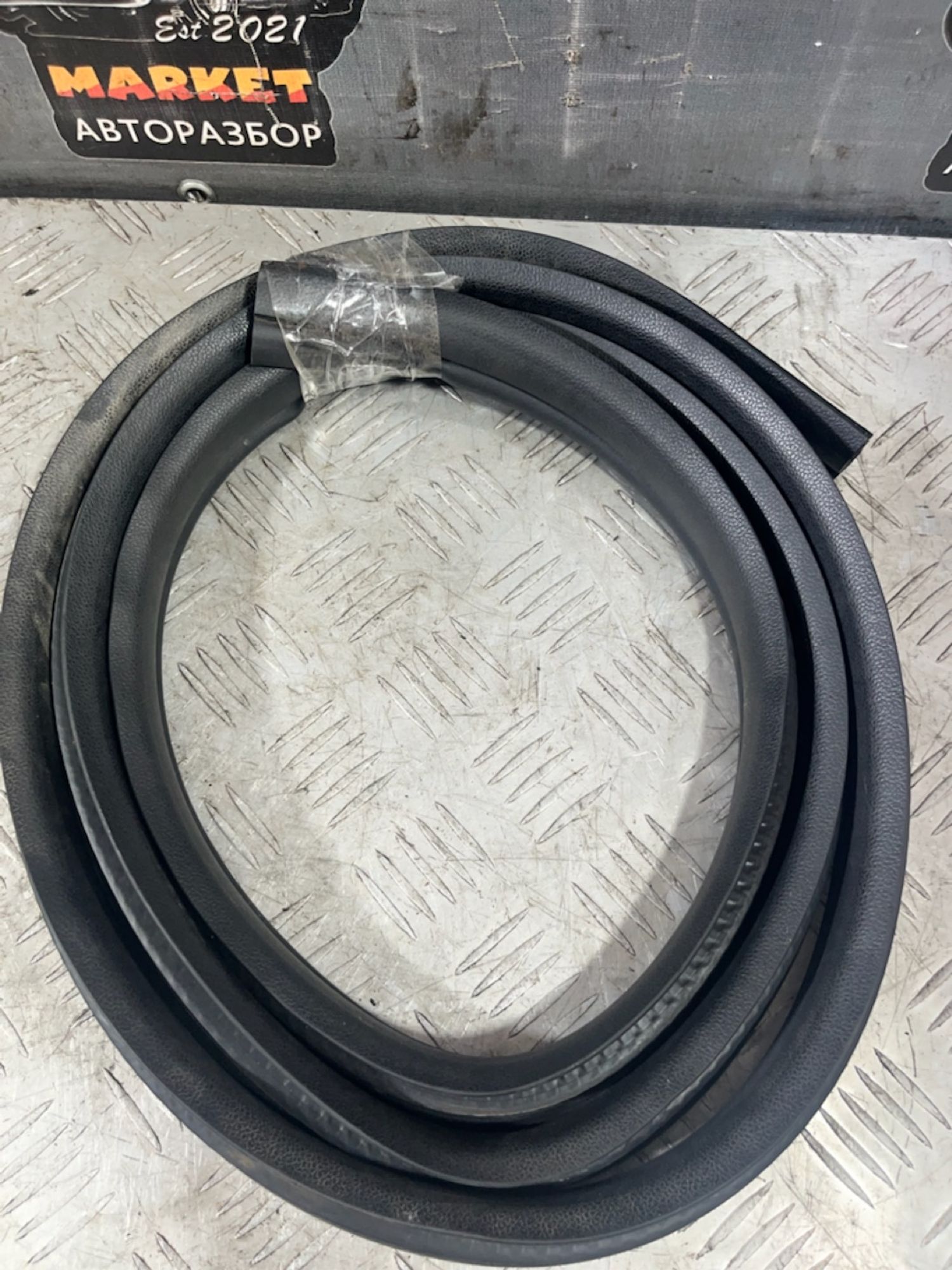 https://ycs.partsauto.market/partsauto-images/thmbs/userImages/7493bedda53ffbba18042670cc6fed05/part/2cc52388-db7e-43b9-a971-169999422f6d_1720694650474.jpg