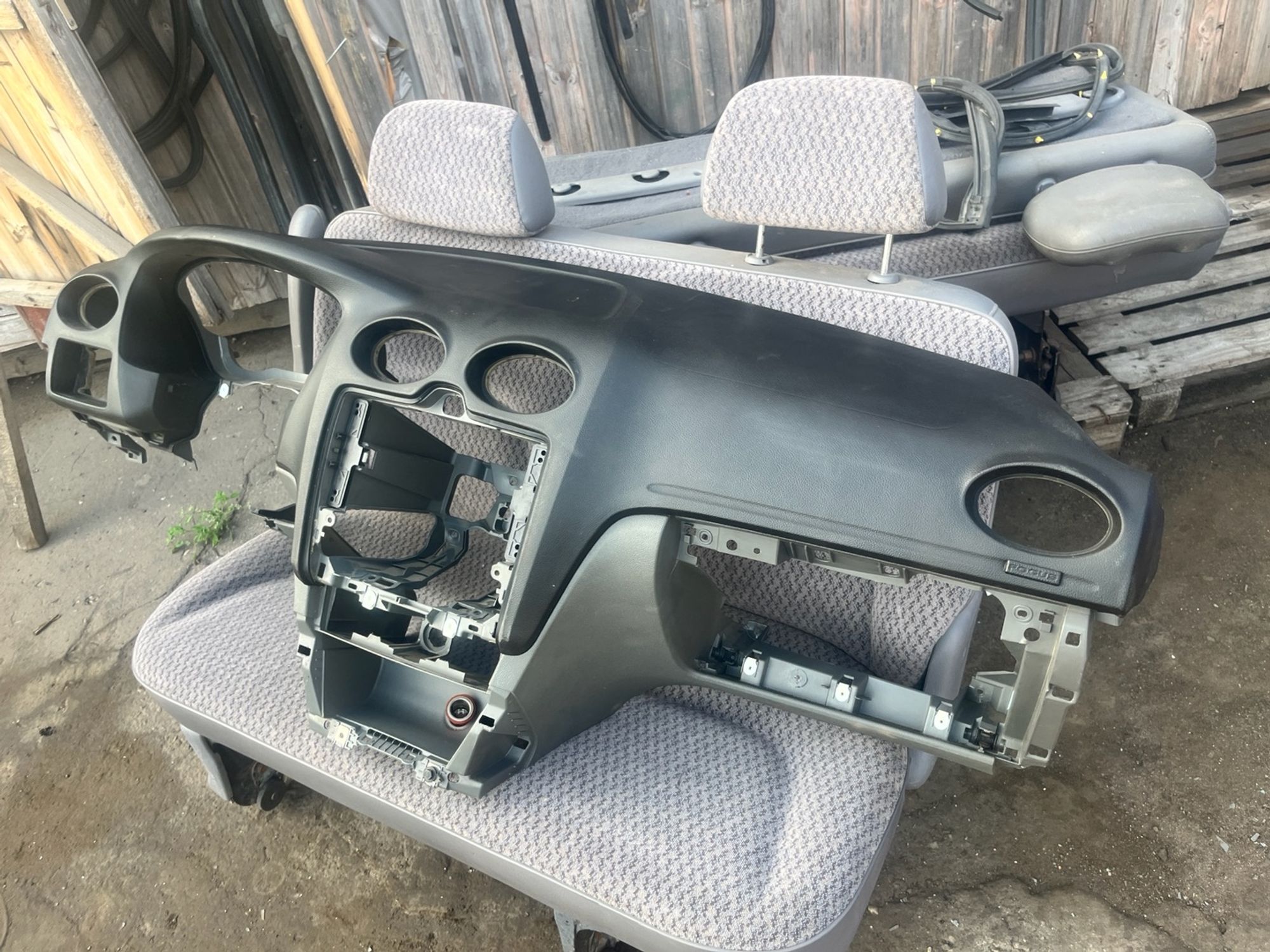 https://ycs.partsauto.market/partsauto-images/thmbs/userImages/7493bedda53ffbba18042670cc6fed05/part/2ced297f-f8f1-4a71-8682-5066bd8d6470_1721220447724.jpg