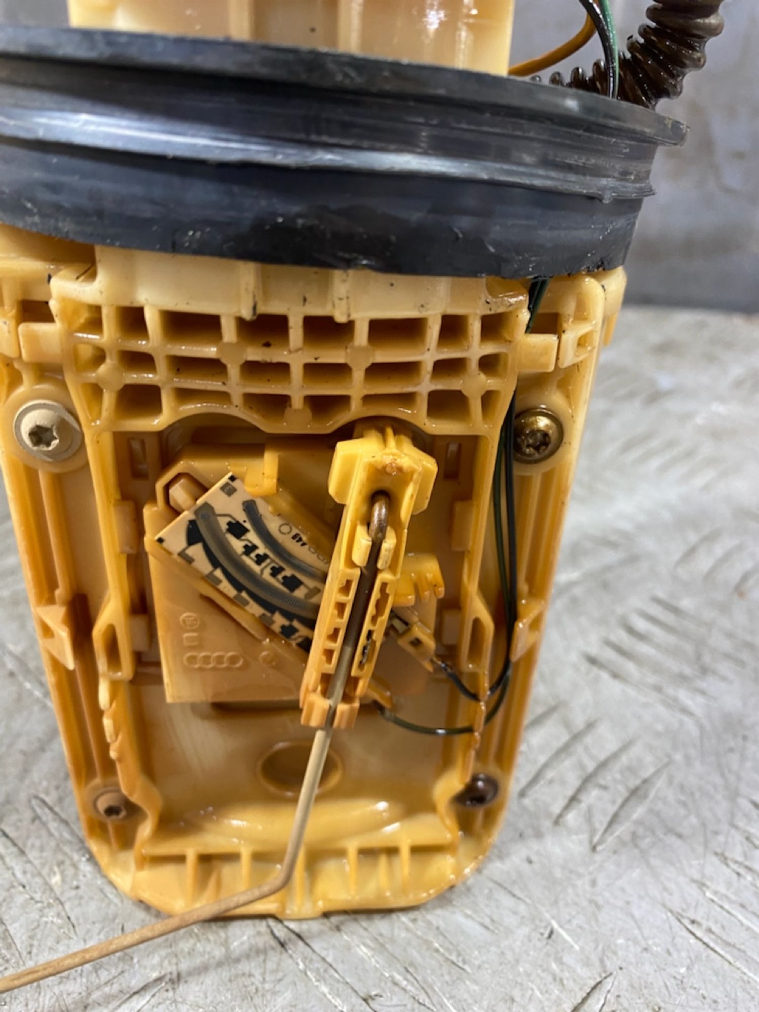 https://ycs.partsauto.market/partsauto-images/thmbs/userImages/7493bedda53ffbba18042670cc6fed05/part/2ea1fc1a-102a-40ea-a354-4f945d261445_1725373192981.jpg