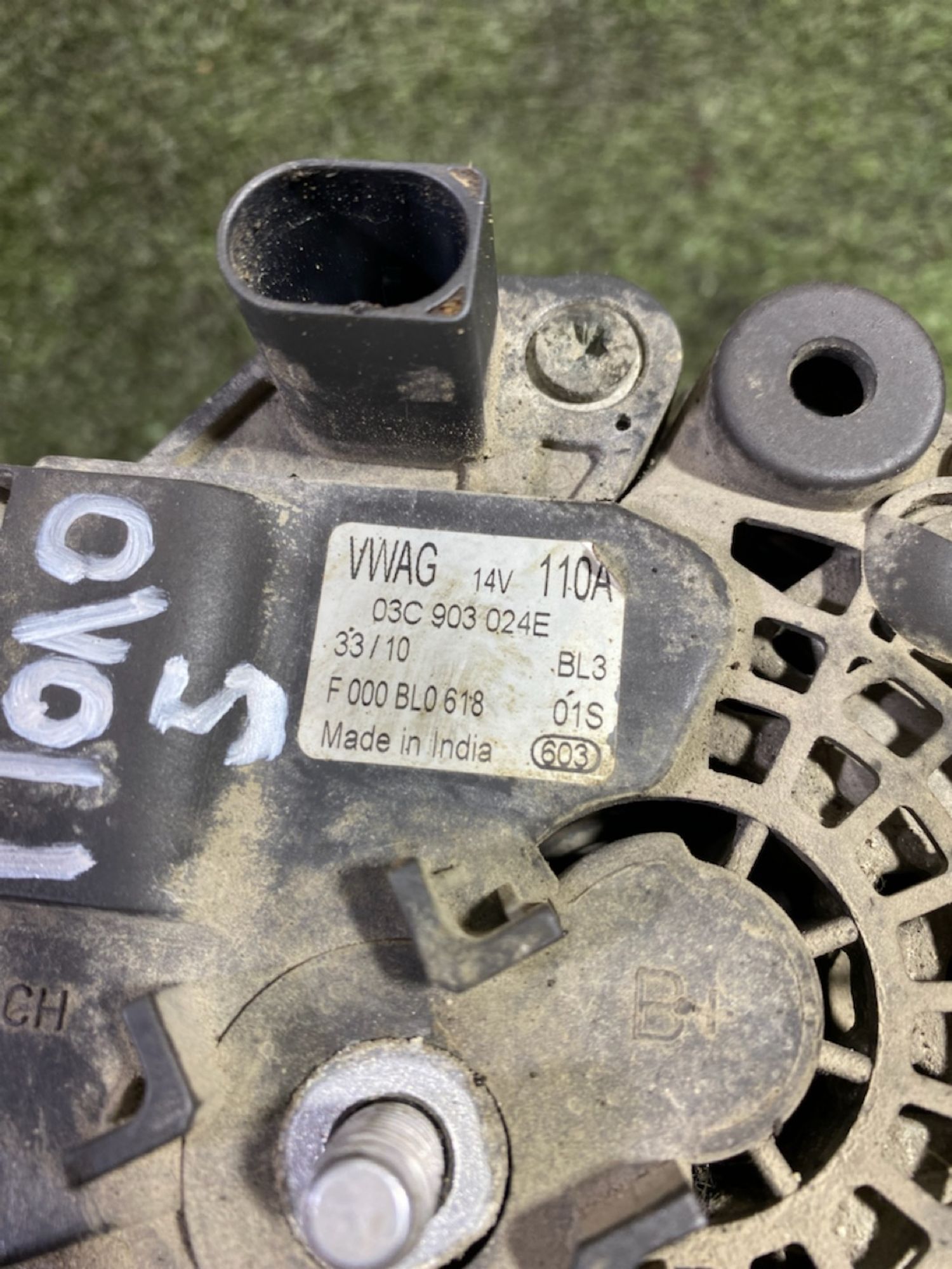 https://ycs.partsauto.market/partsauto-images/thmbs/userImages/7493bedda53ffbba18042670cc6fed05/part/2ea9627c-1e87-44b2-bcc8-081aa64af92a_1744892429185.jpg