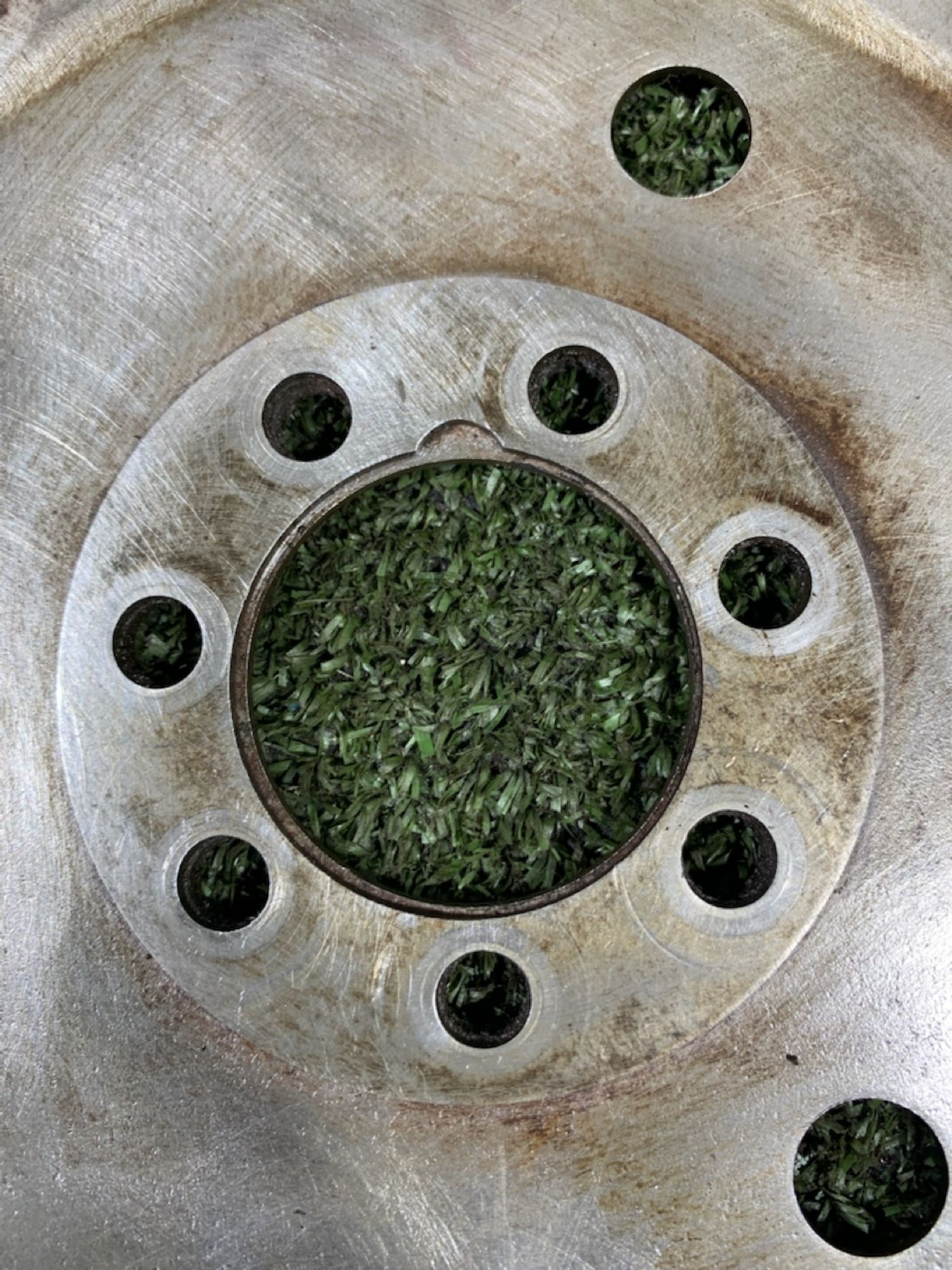 https://ycs.partsauto.market/partsauto-images/thmbs/userImages/7493bedda53ffbba18042670cc6fed05/part/2f905f27-a993-42f8-8a54-df3d39177b3b_1739281068439.jpg