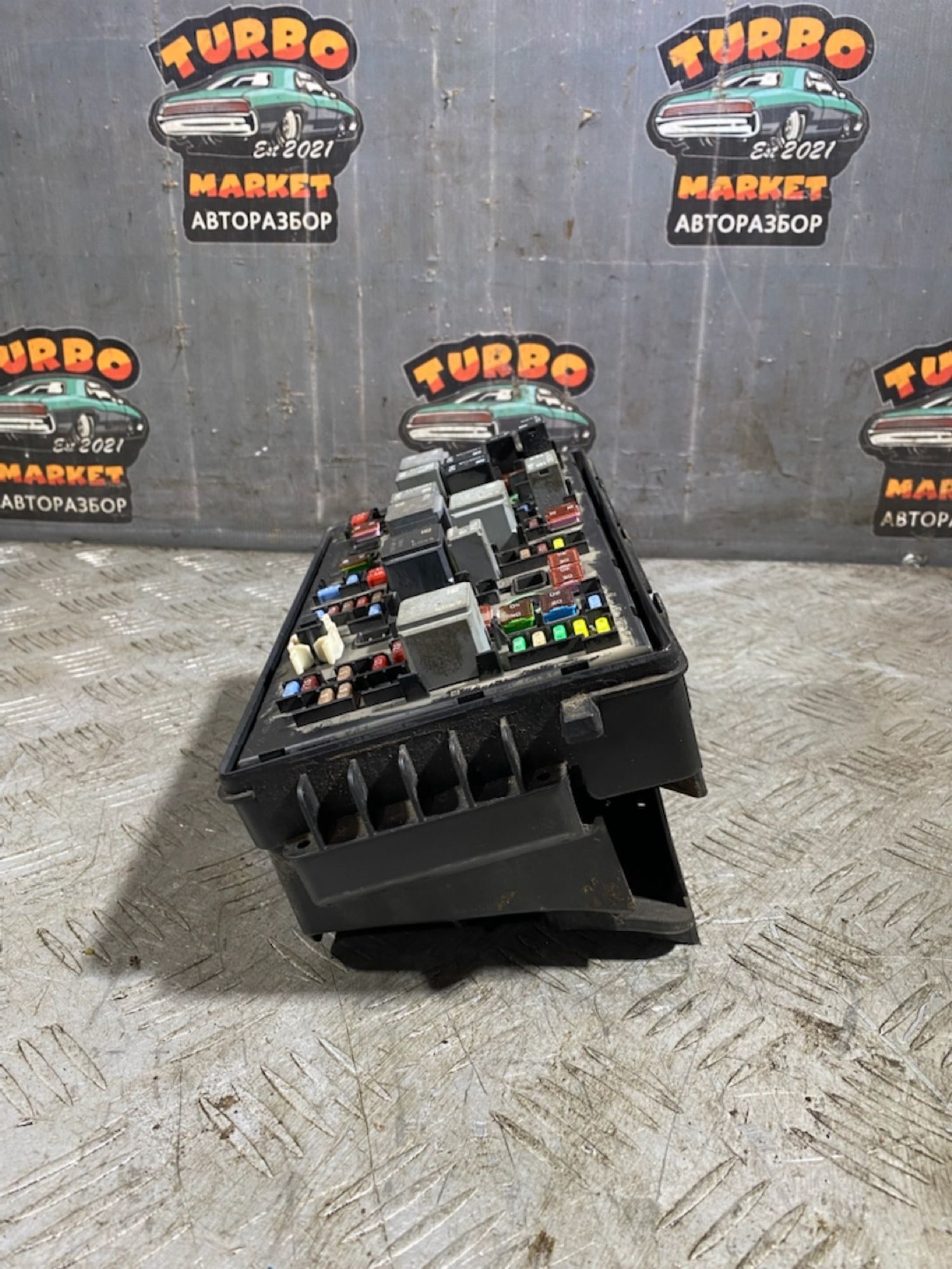 https://ycs.partsauto.market/partsauto-images/thmbs/userImages/7493bedda53ffbba18042670cc6fed05/part/2f93fbff-8412-4b0d-a648-ec0bfcd7d329_1728563240436.jpg