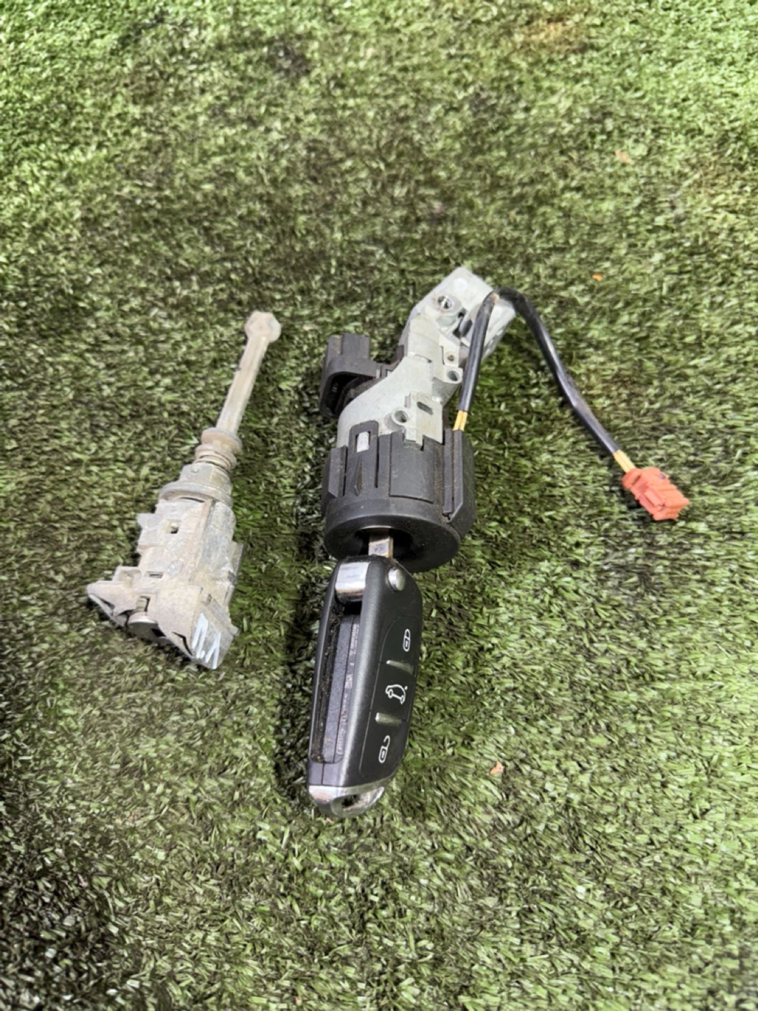 https://ycs.partsauto.market/partsauto-images/thmbs/userImages/7493bedda53ffbba18042670cc6fed05/part/31eebb77-e899-4381-8bca-0cf4f0f51ee9_1743661323849.jpg