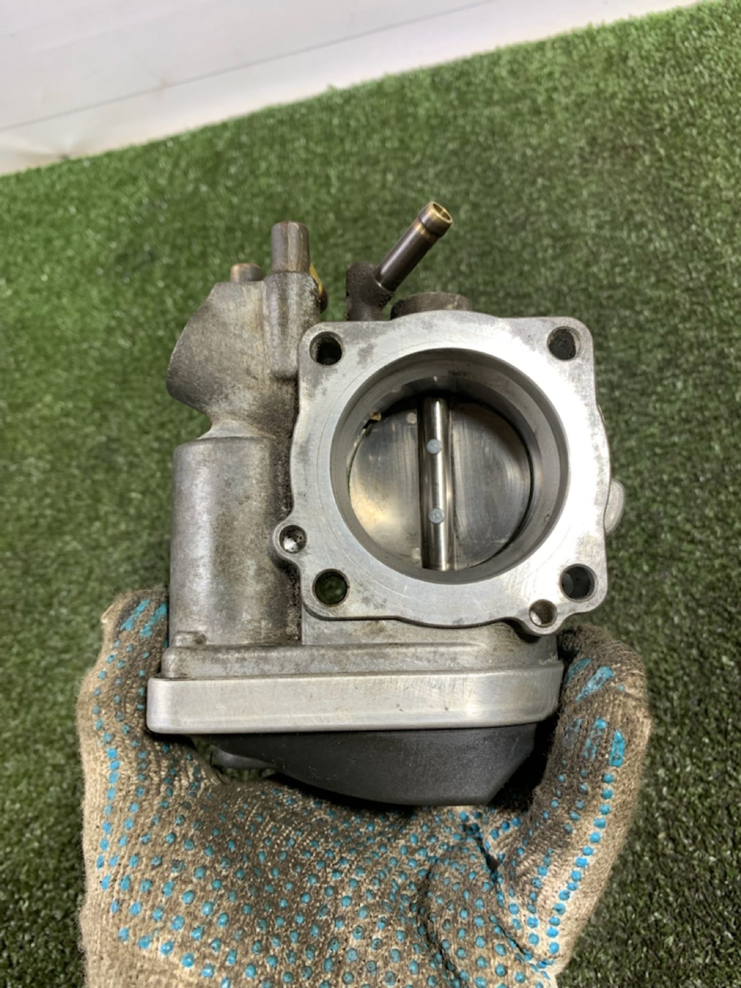 https://ycs.partsauto.market/partsauto-images/thmbs/userImages/7493bedda53ffbba18042670cc6fed05/part/327dc50c-fa2d-4b9c-a324-cff229d3d72e_1738061010868.jpg