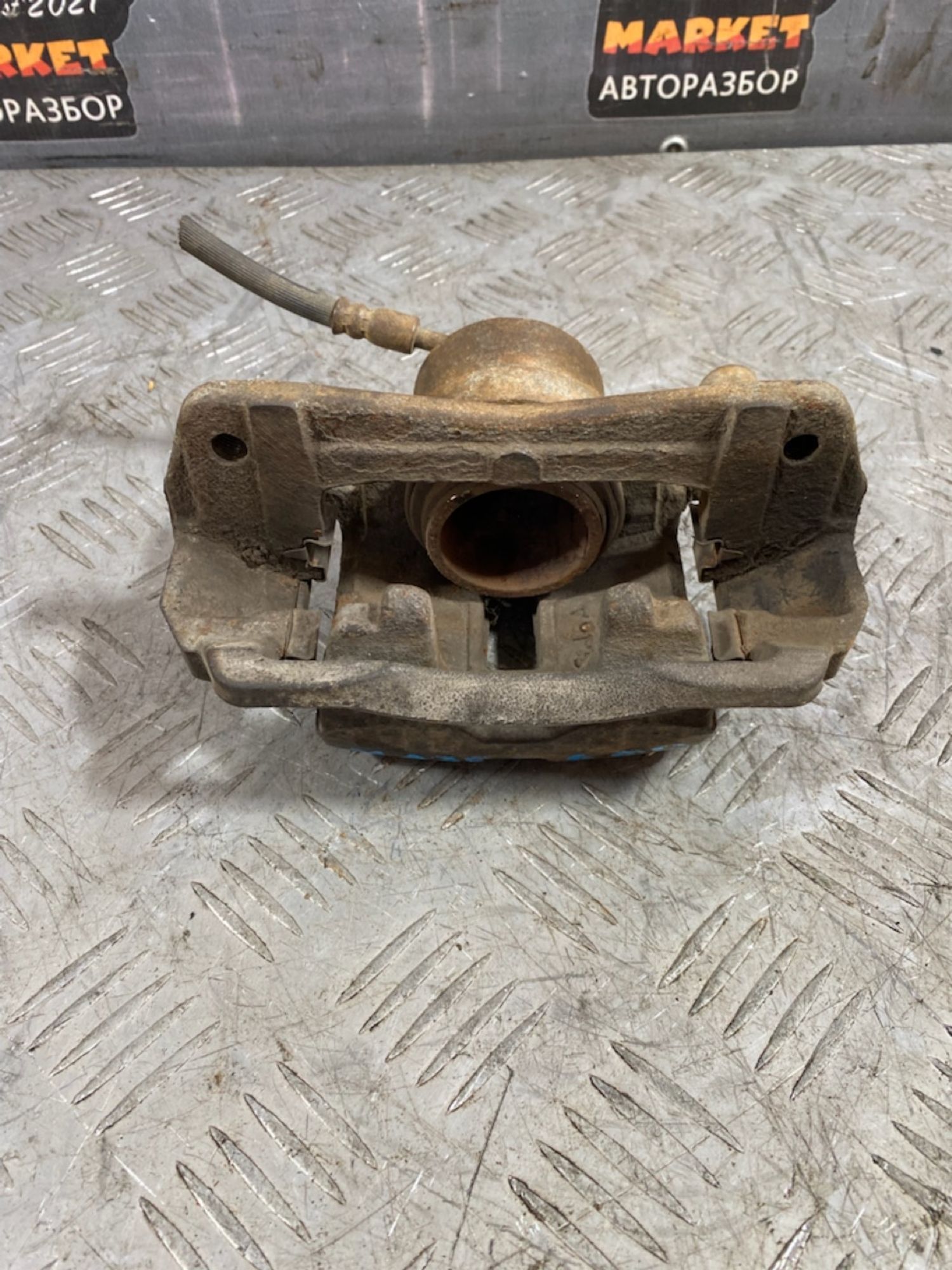 https://ycs.partsauto.market/partsauto-images/thmbs/userImages/7493bedda53ffbba18042670cc6fed05/part/3390af81-a469-4851-b430-d05daa730f16_1720448087450.jpg
