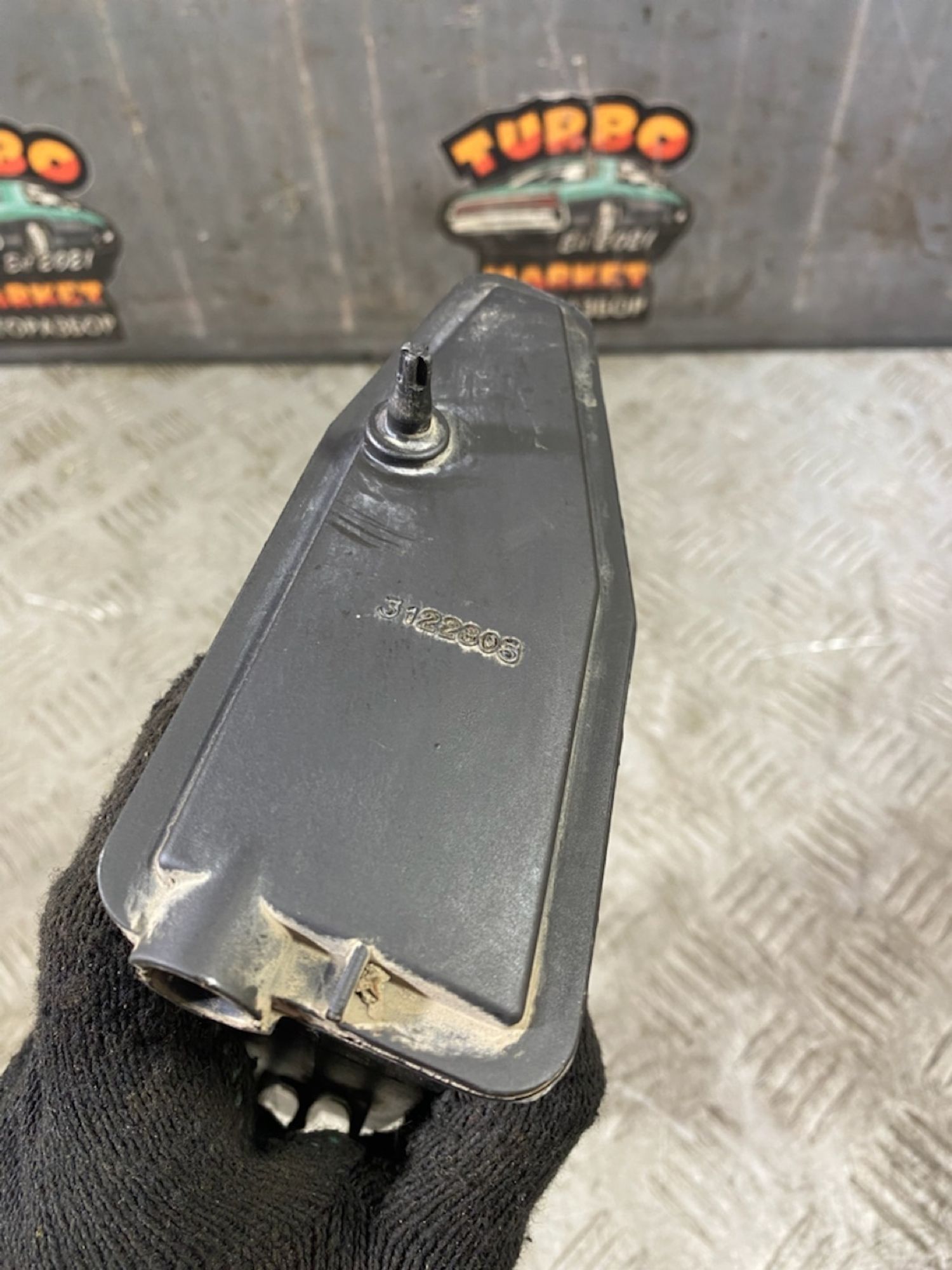 https://ycs.partsauto.market/partsauto-images/thmbs/userImages/7493bedda53ffbba18042670cc6fed05/part/369eba9a-f750-46a5-ac2e-717ed4852385_1723219476722.jpg