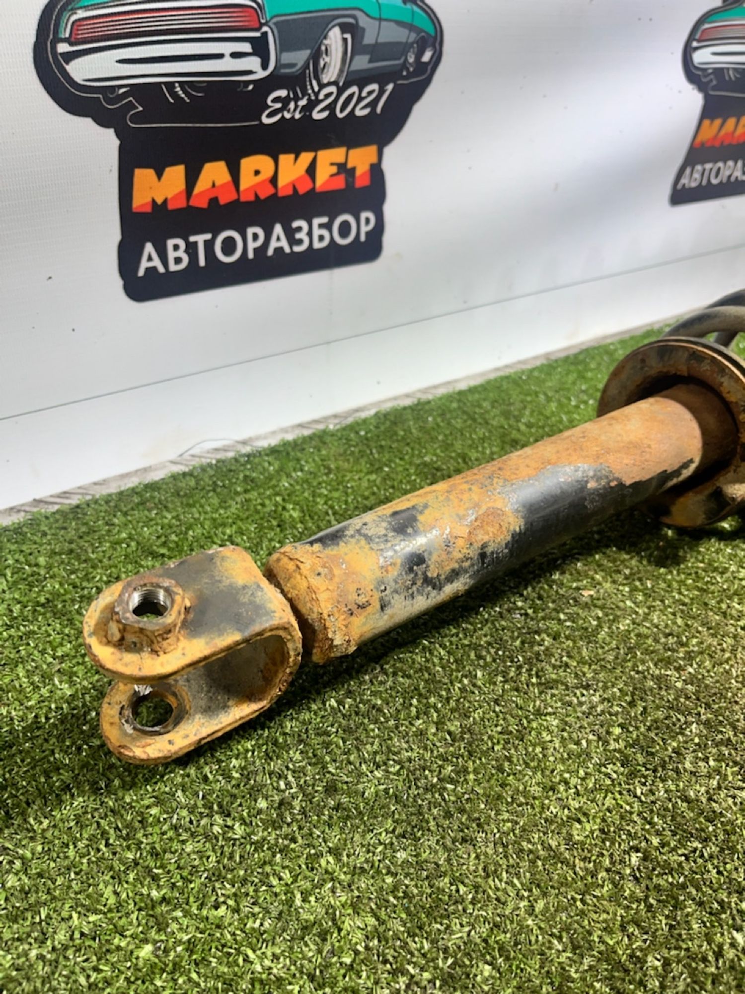 https://ycs.partsauto.market/partsauto-images/thmbs/userImages/7493bedda53ffbba18042670cc6fed05/part/36c5450f-f66d-42be-8047-cfae352b4b02_1731924487611.jpg