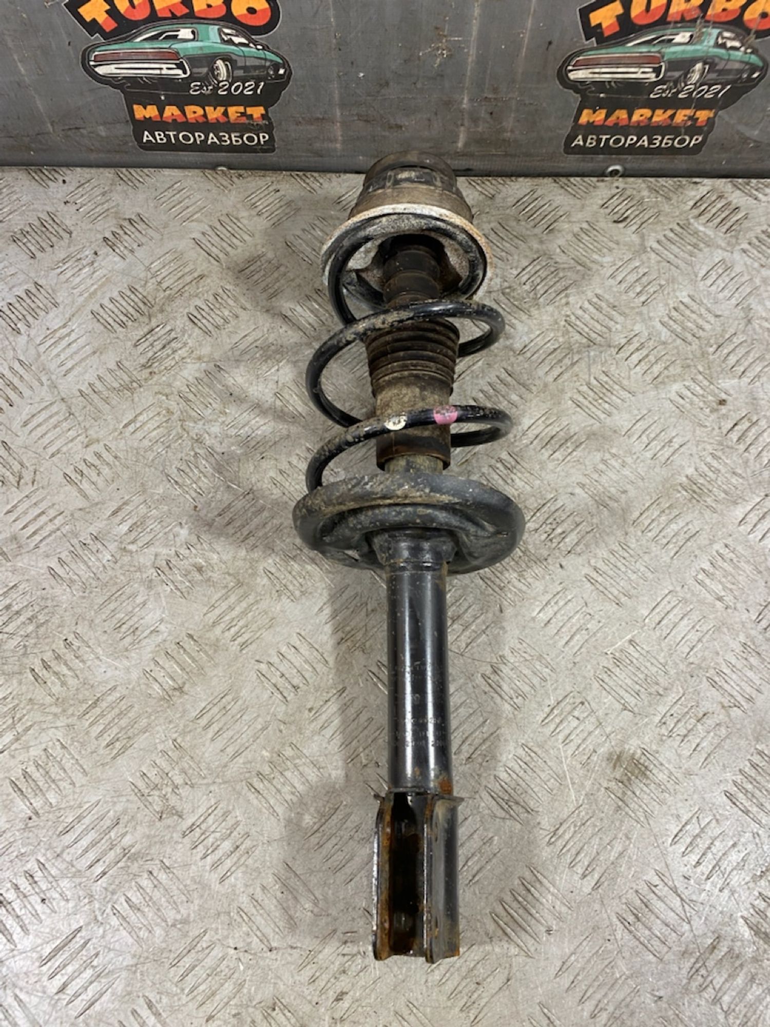 https://ycs.partsauto.market/partsauto-images/thmbs/userImages/7493bedda53ffbba18042670cc6fed05/part/36f6fadc-cdb7-4854-9551-48751bd8767d_1725966520590.jpg