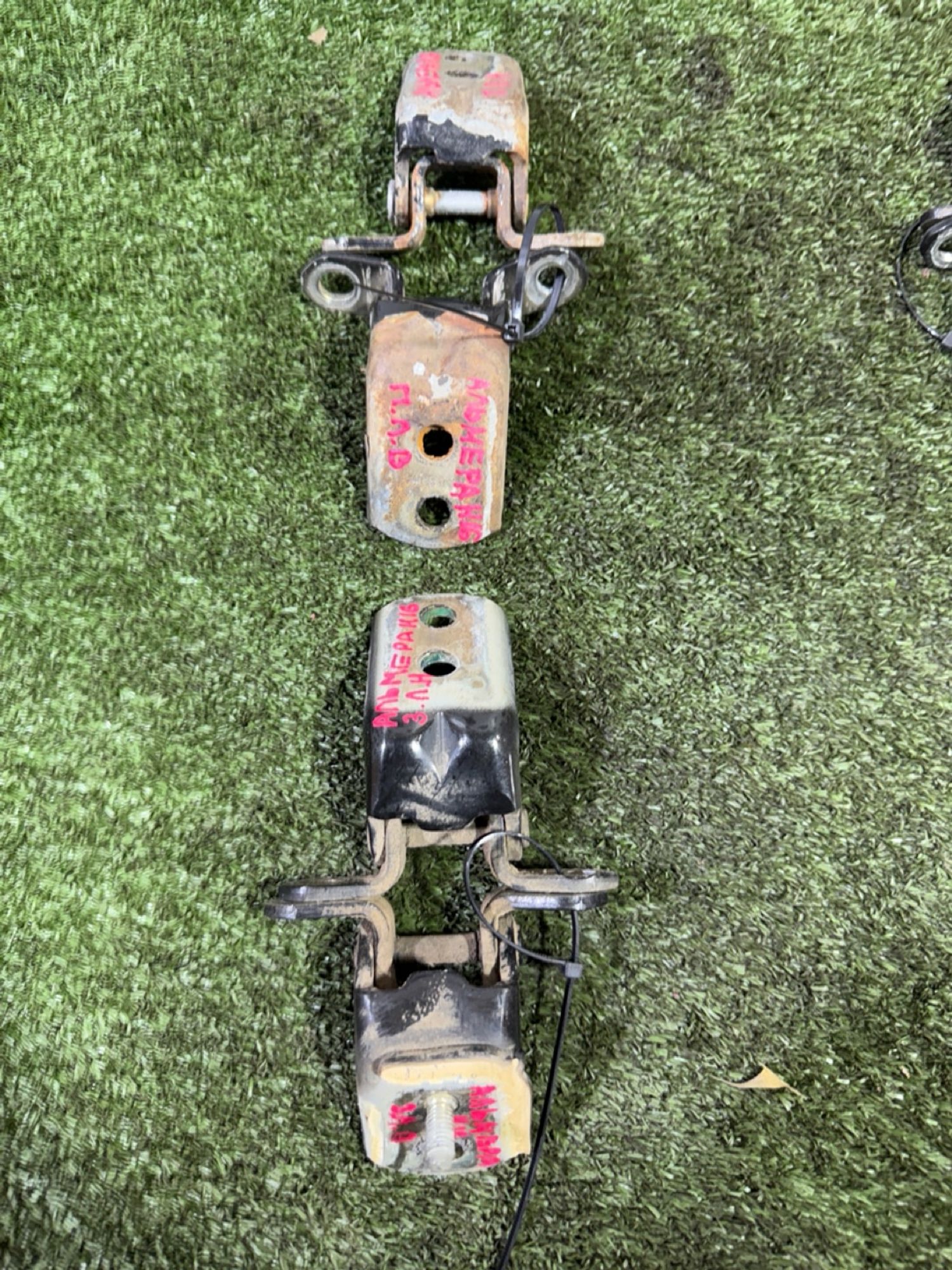 https://ycs.partsauto.market/partsauto-images/thmbs/userImages/7493bedda53ffbba18042670cc6fed05/part/3785cd19-bf4e-4f37-83ff-e5078a79ceb6_1743604641834.jpg