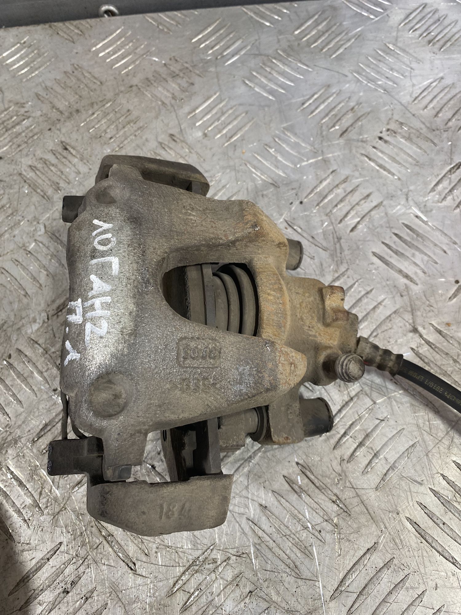 https://ycs.partsauto.market/partsauto-images/thmbs/userImages/7493bedda53ffbba18042670cc6fed05/part/3caba327-b0f8-43be-a524-c186c6053e20_1718796303836.jpg