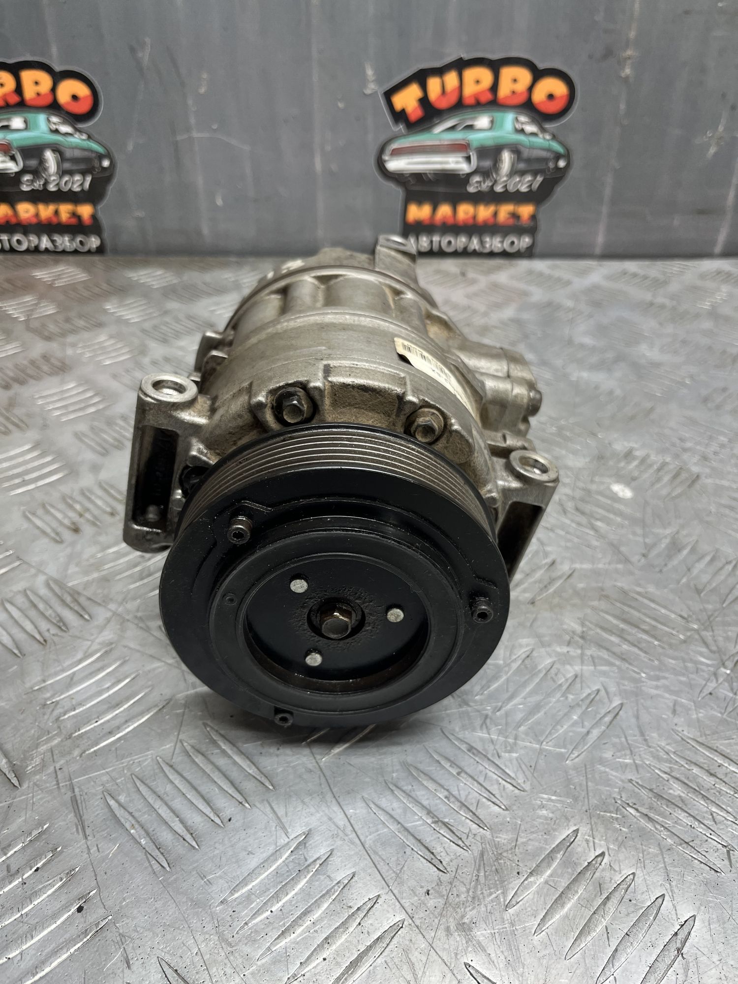 https://ycs.partsauto.market/partsauto-images/thmbs/userImages/7493bedda53ffbba18042670cc6fed05/part/3d8ff53c-aa7f-4325-a556-8369014e8598_1717674422648.jpg