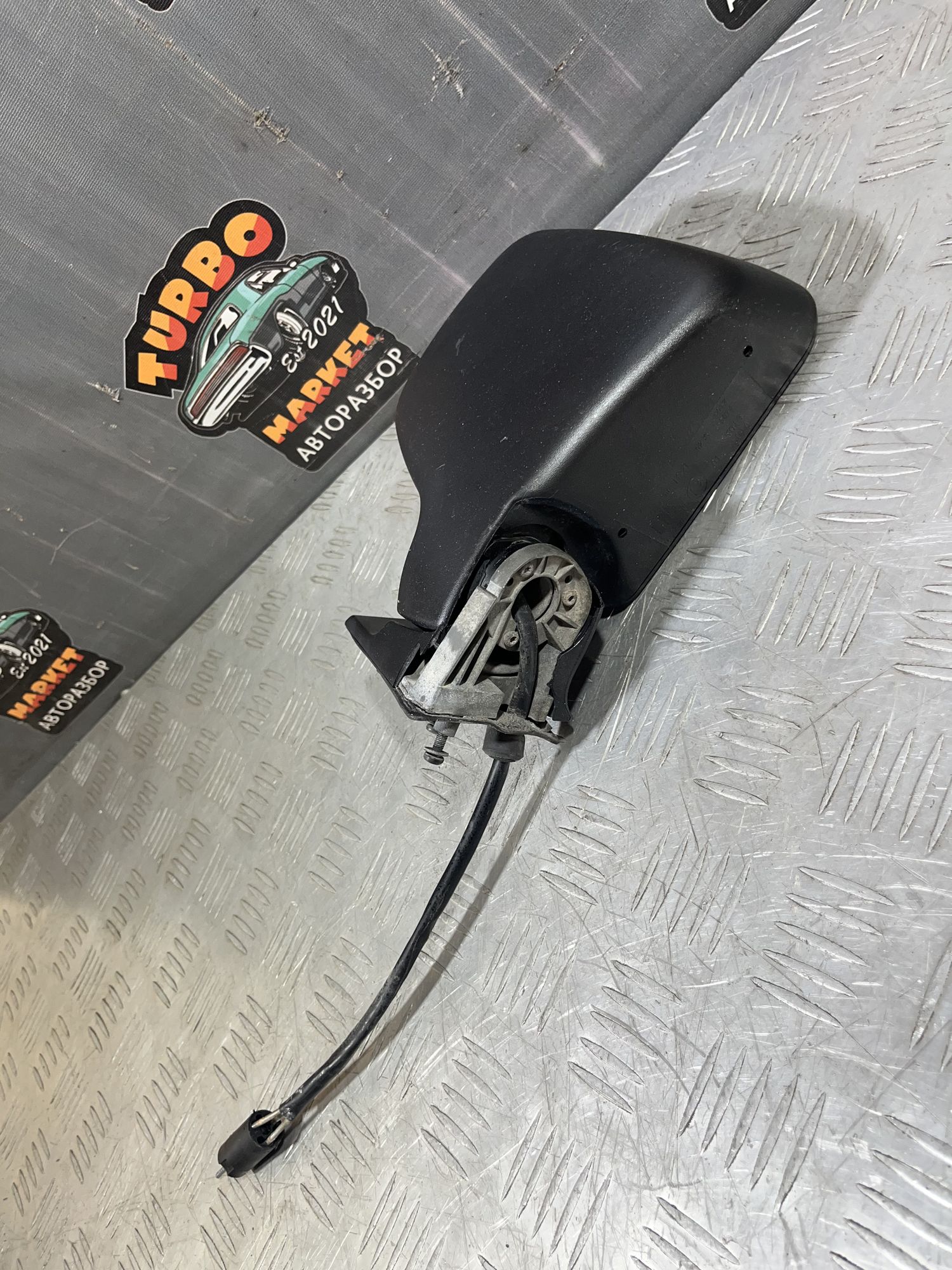 https://ycs.partsauto.market/partsauto-images/thmbs/userImages/7493bedda53ffbba18042670cc6fed05/part/3e523432-b007-404d-bc84-c954881beadd_1718110089025.jpg