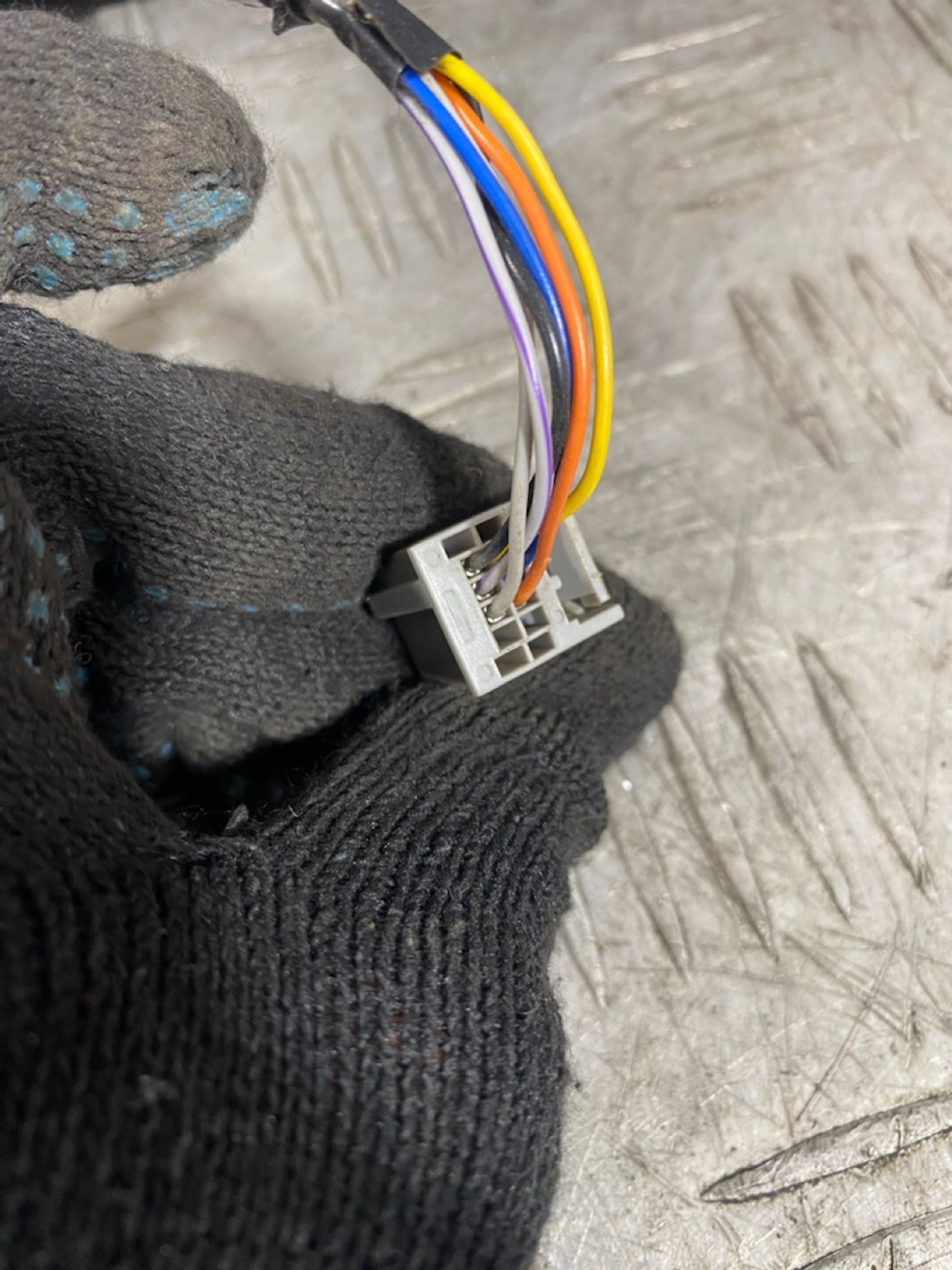 https://ycs.partsauto.market/partsauto-images/thmbs/userImages/7493bedda53ffbba18042670cc6fed05/part/3fa8337d-fb5b-489b-8d4b-c9b9bee731c2_1721135605287.jpg