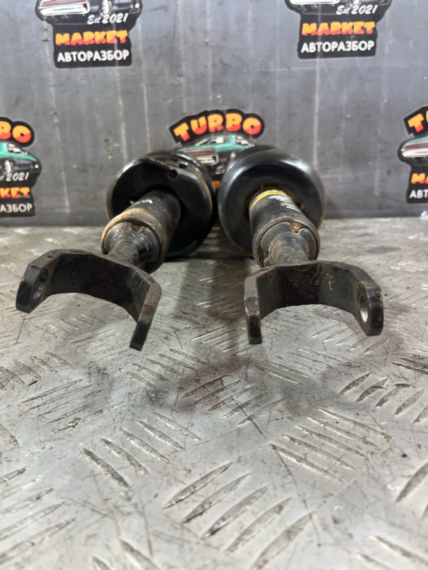 https://ycs.partsauto.market/partsauto-images/thmbs/userImages/7493bedda53ffbba18042670cc6fed05/part/3ffda414-70a5-4ed0-99eb-0c4ebd3970f0_1721323700111.jpg