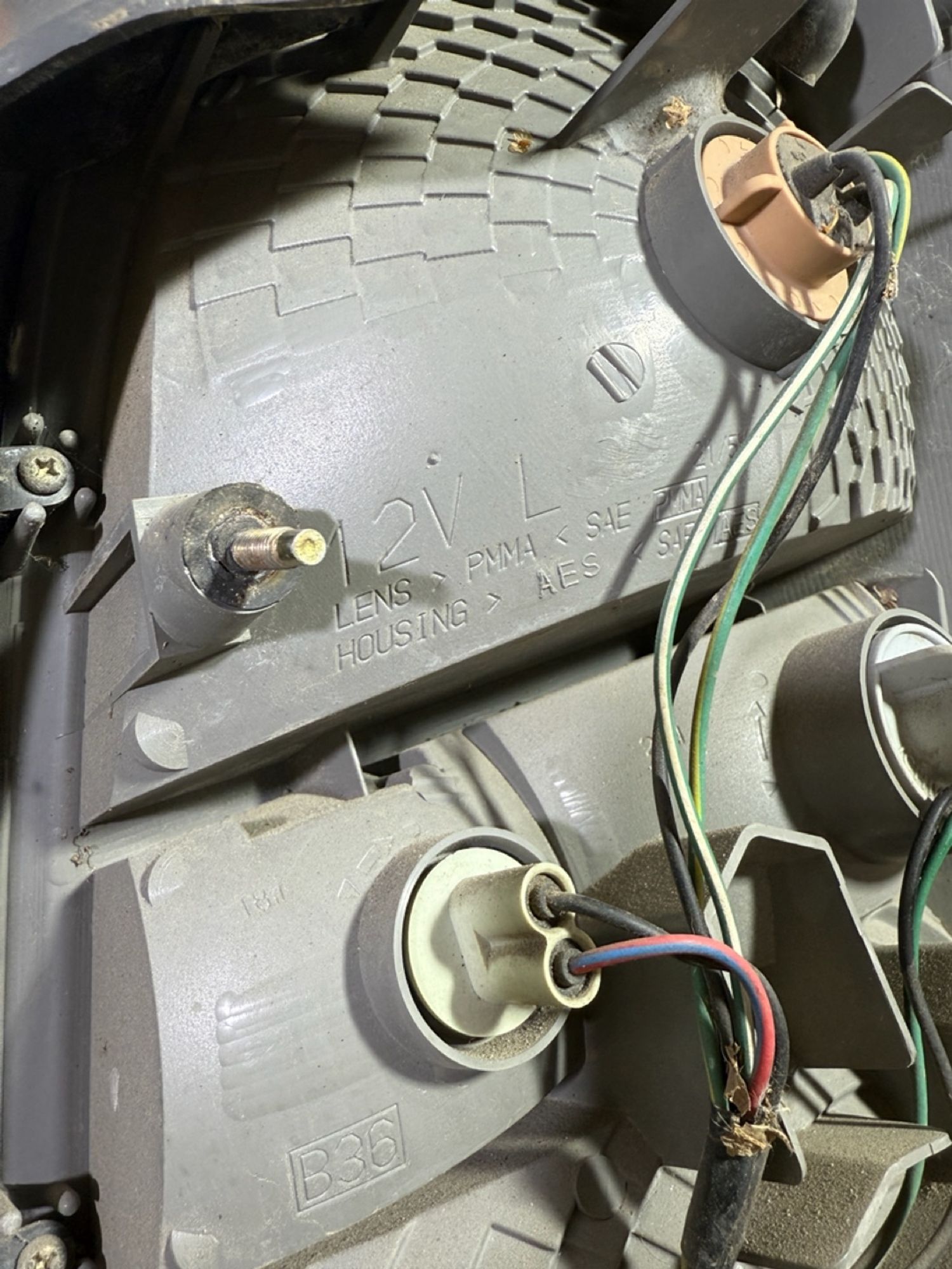https://ycs.partsauto.market/partsauto-images/thmbs/userImages/7493bedda53ffbba18042670cc6fed05/part/4037d7d6-c49b-4ba7-9c7b-299eacf22fc1_1749195157110.jpg