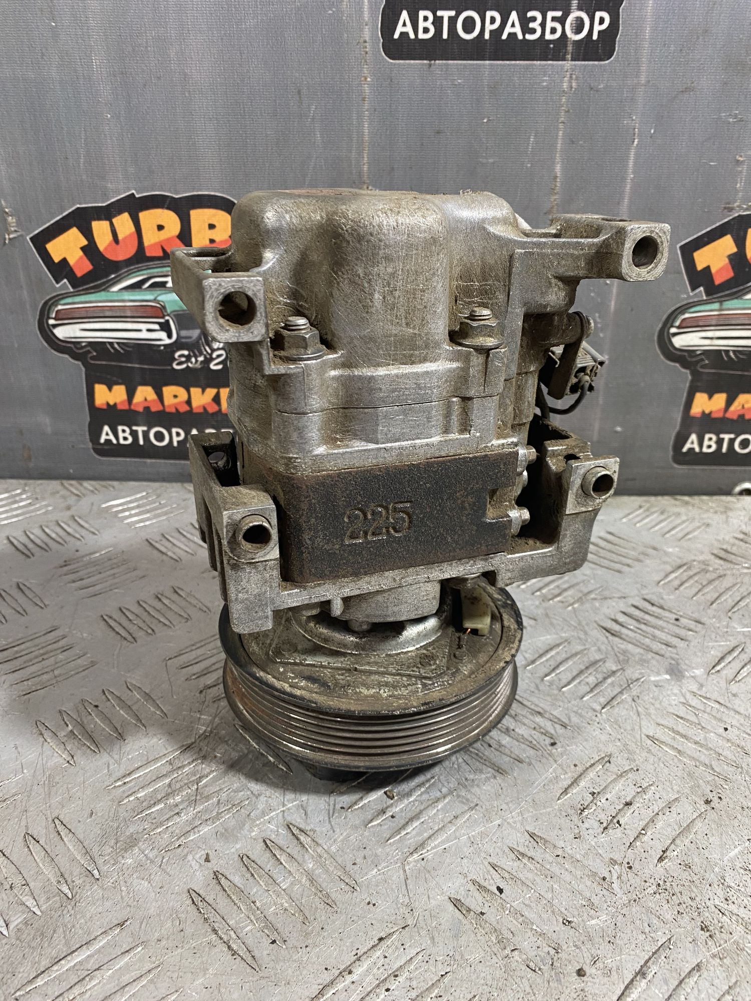 https://ycs.partsauto.market/partsauto-images/thmbs/userImages/7493bedda53ffbba18042670cc6fed05/part/40385ae1-9f39-4954-bd99-c236c80a92f1_1720181696192.jpg