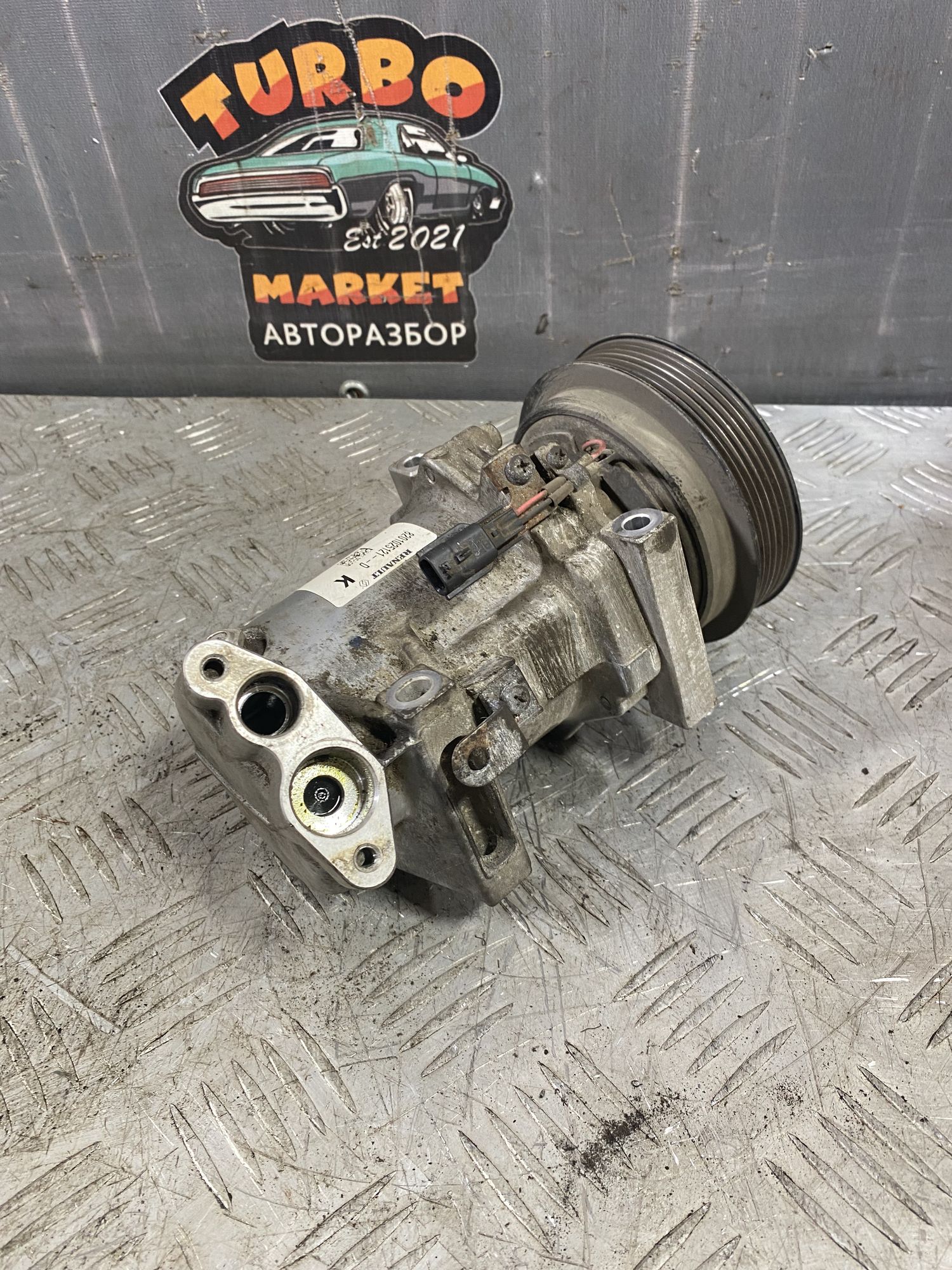 https://ycs.partsauto.market/partsauto-images/thmbs/userImages/7493bedda53ffbba18042670cc6fed05/part/413dddac-3332-4793-bc99-c645cd995099_1718798184676.jpg