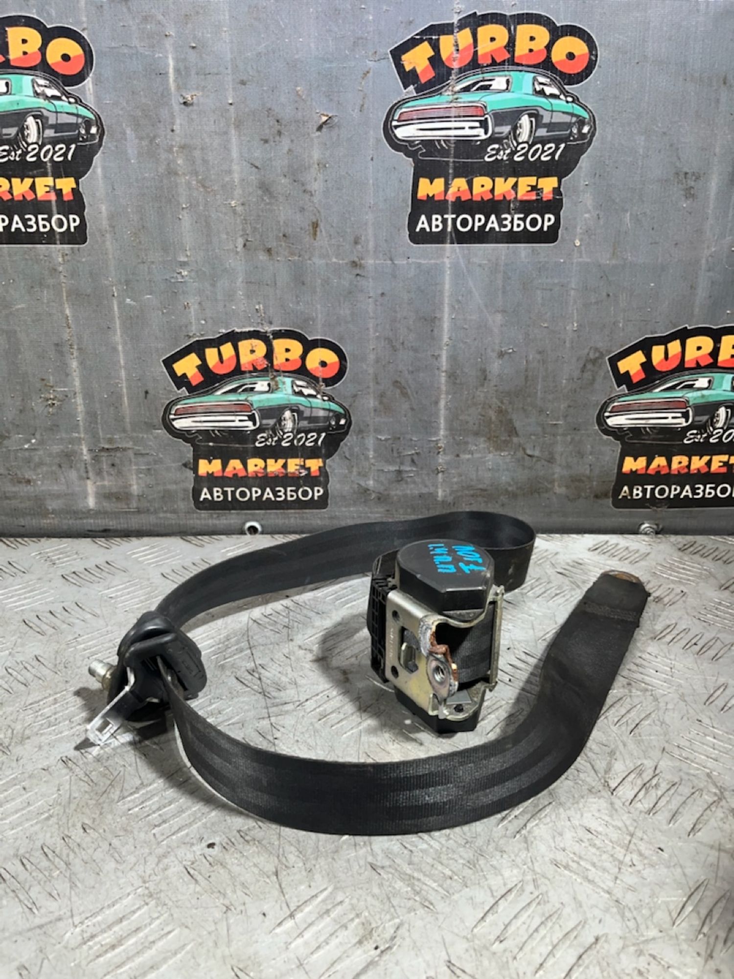 https://ycs.partsauto.market/partsauto-images/thmbs/userImages/7493bedda53ffbba18042670cc6fed05/part/42279076-45f4-42bd-a342-25095f5d3570_1728570848271.jpg