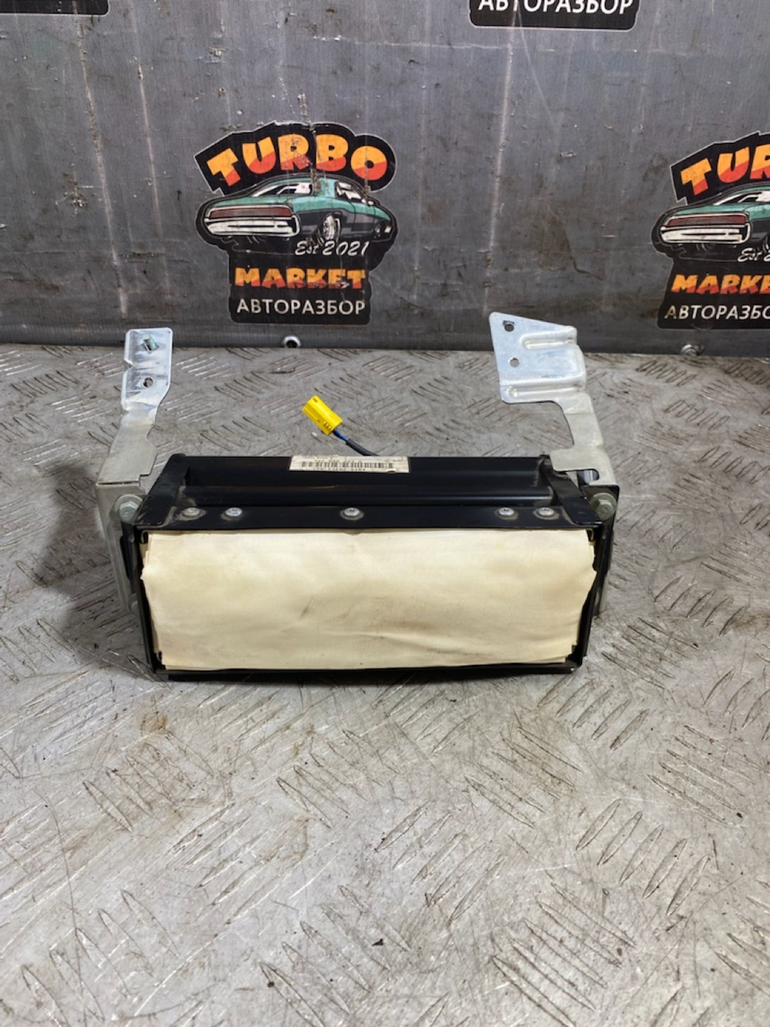 https://ycs.partsauto.market/partsauto-images/thmbs/userImages/7493bedda53ffbba18042670cc6fed05/part/459d582e-992f-4c1f-afd4-5c545600c17e_1727187864563.jpg