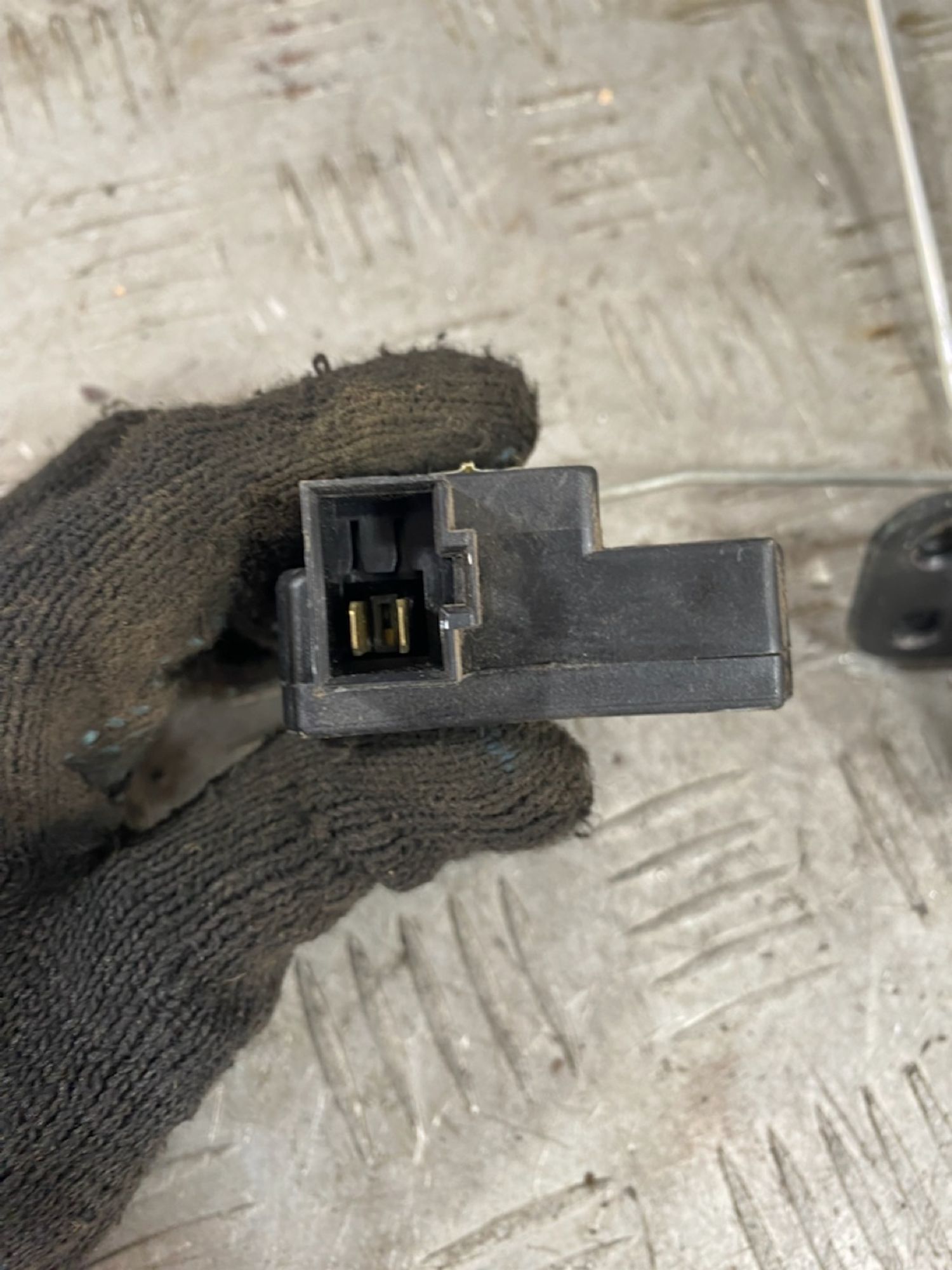 https://ycs.partsauto.market/partsauto-images/thmbs/userImages/7493bedda53ffbba18042670cc6fed05/part/45de83e9-03f3-4a5b-811a-a68bffe42649_1723470881954.jpg