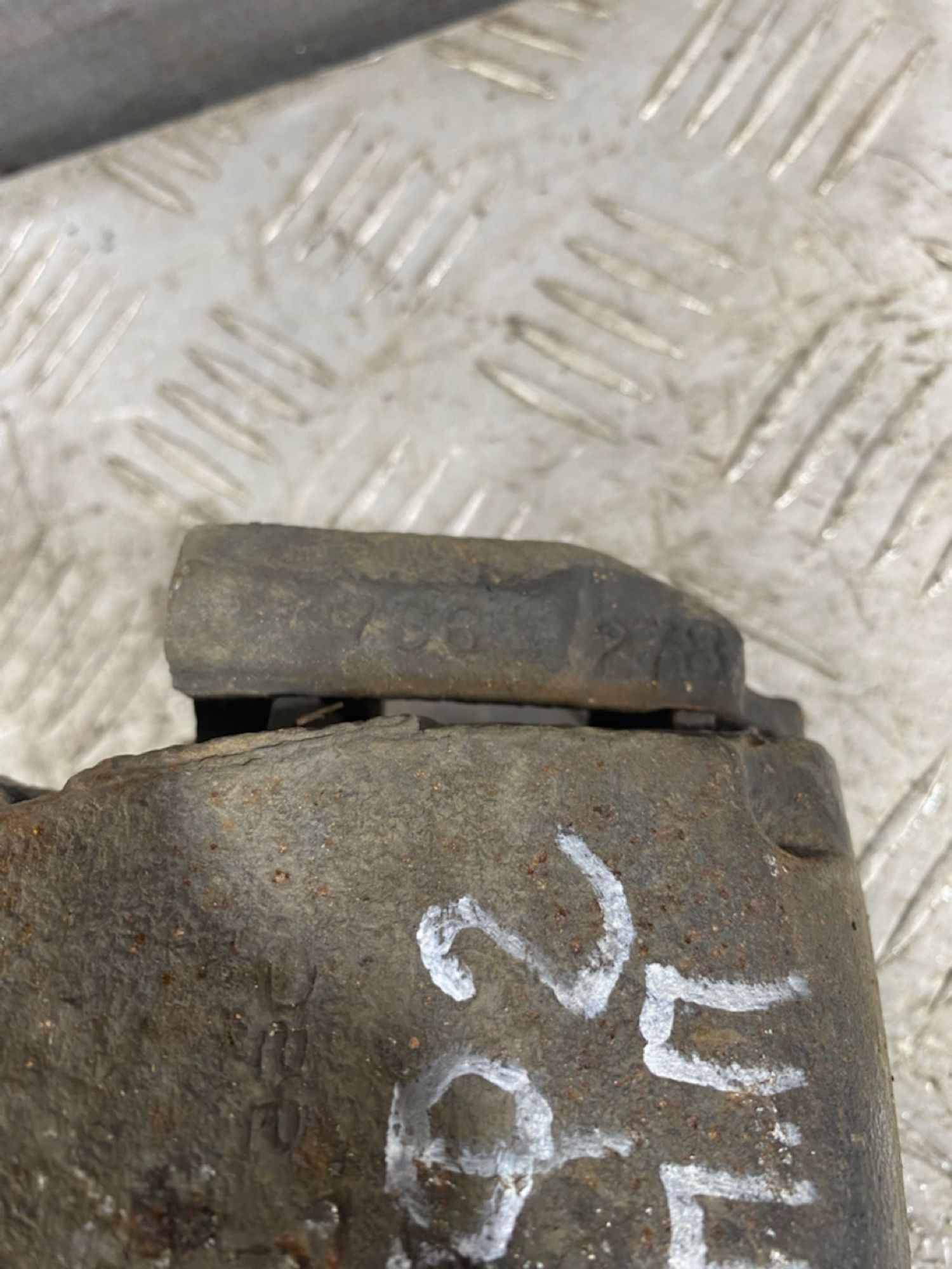 https://ycs.partsauto.market/partsauto-images/thmbs/userImages/7493bedda53ffbba18042670cc6fed05/part/468397d0-45f8-451f-b2f6-b8b8ccd5092c_1720791261593.jpg
