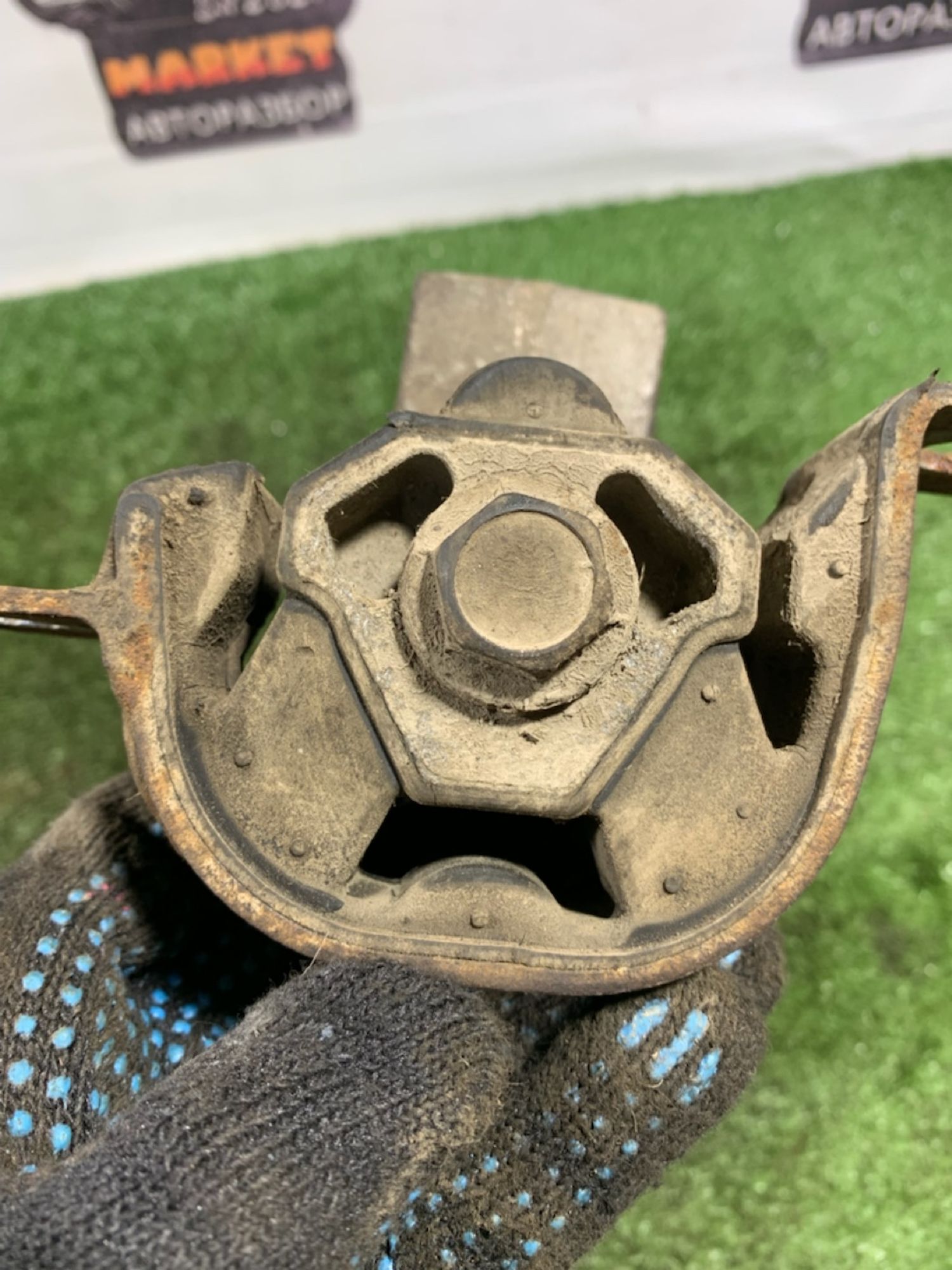 https://ycs.partsauto.market/partsauto-images/thmbs/userImages/7493bedda53ffbba18042670cc6fed05/part/46b08701-3b85-409b-89cf-a2e359e389bb_1743000994340.jpg