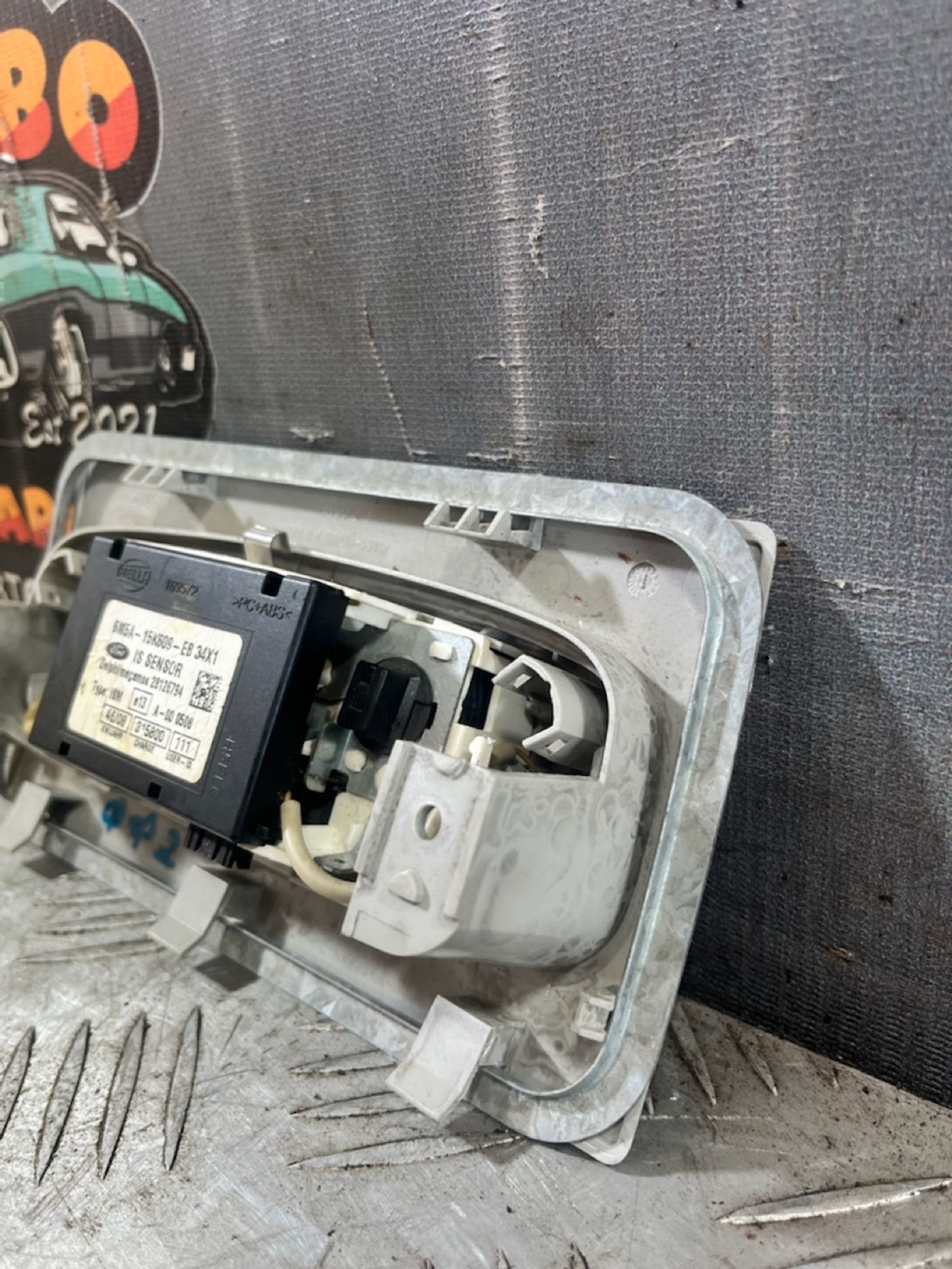 https://ycs.partsauto.market/partsauto-images/thmbs/userImages/7493bedda53ffbba18042670cc6fed05/part/46f8de67-2176-442b-8368-0a503e1cd4c6_1720703720260.jpg