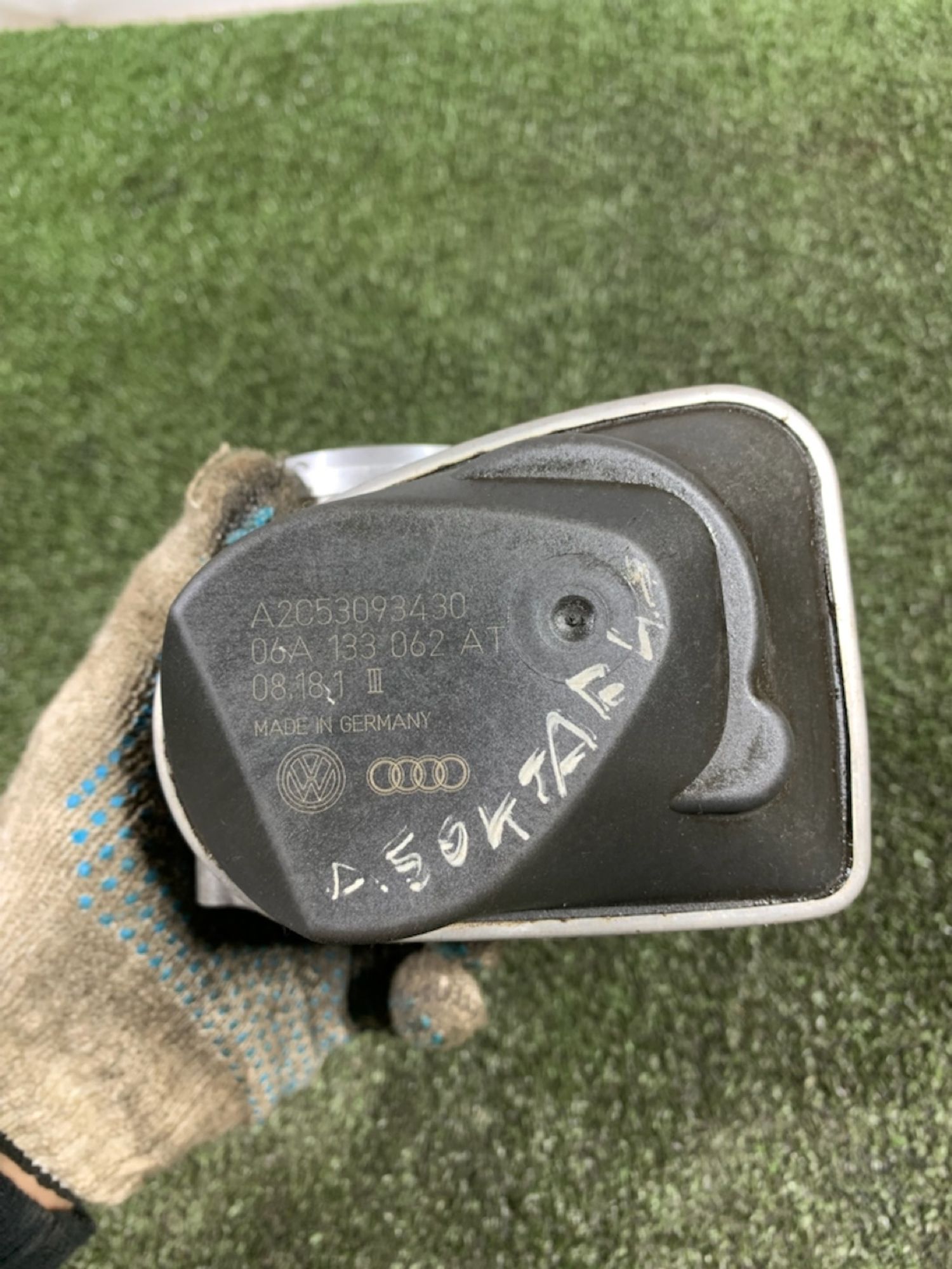 https://ycs.partsauto.market/partsauto-images/thmbs/userImages/7493bedda53ffbba18042670cc6fed05/part/497f6039-6995-412d-8b76-96434a9538e9_1738060471564.jpg