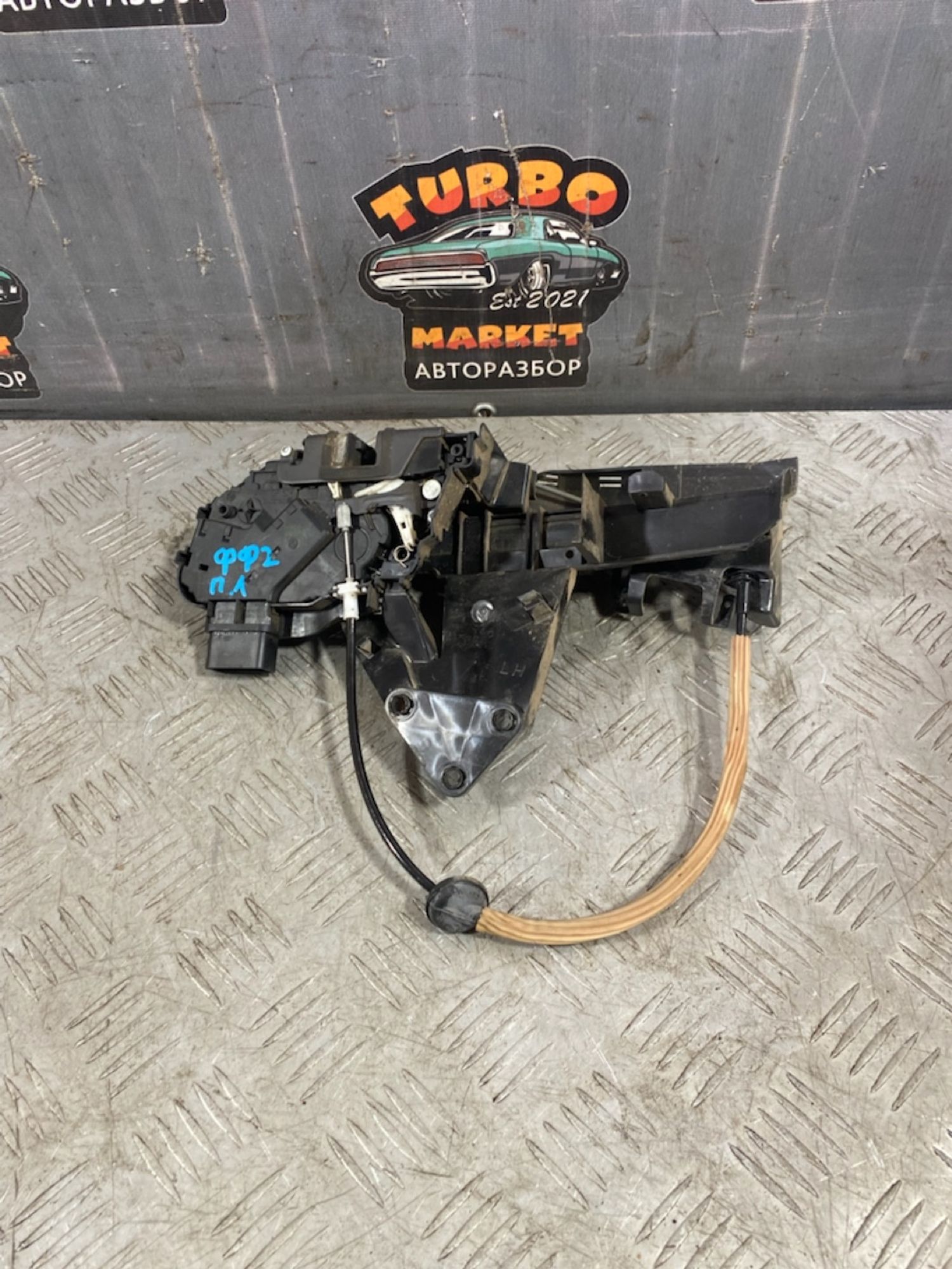 https://ycs.partsauto.market/partsauto-images/thmbs/userImages/7493bedda53ffbba18042670cc6fed05/part/4b249f4a-f6bf-49ad-91a9-2e3836823342_1721136232118.jpg