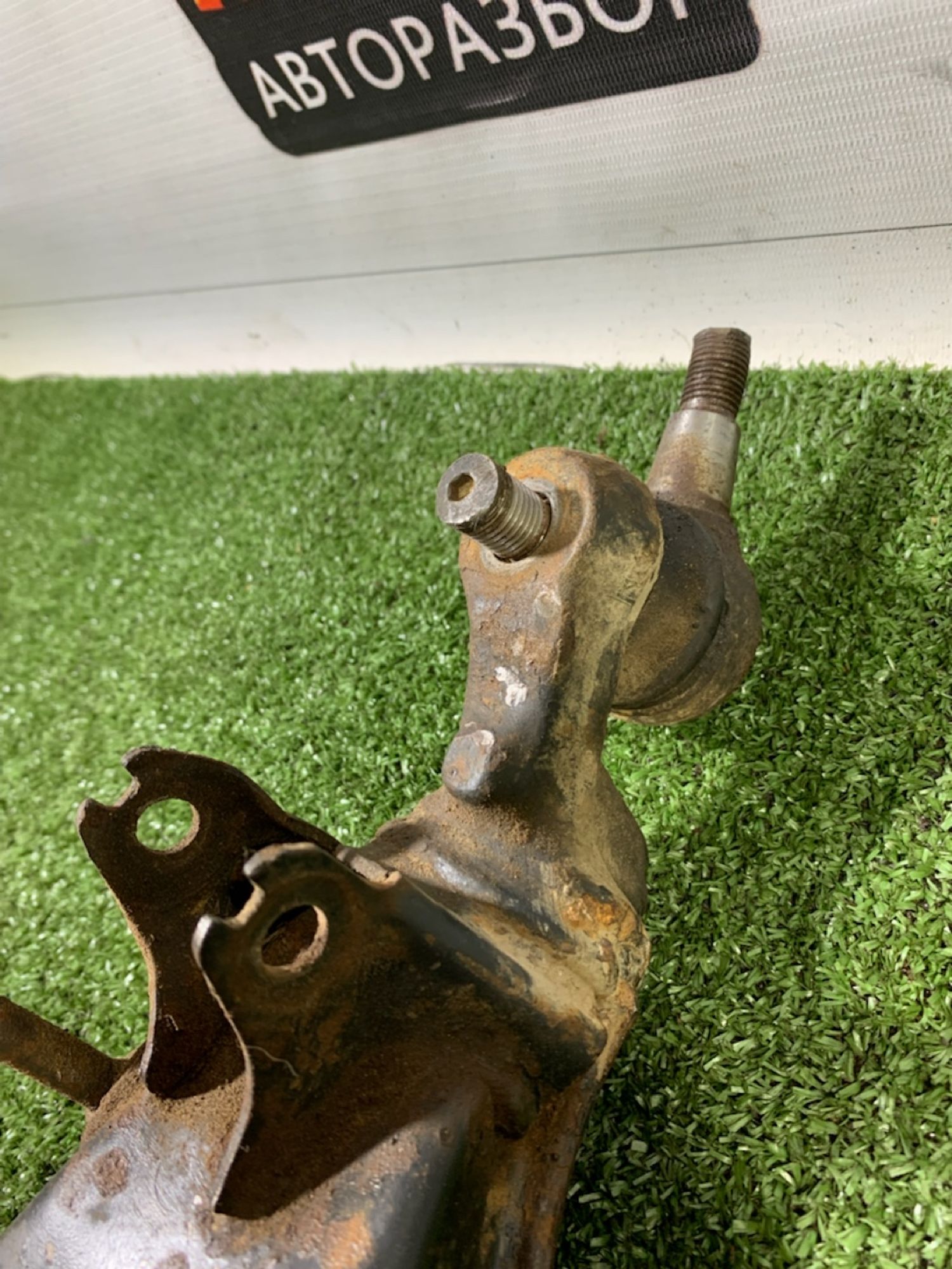 https://ycs.partsauto.market/partsauto-images/thmbs/userImages/7493bedda53ffbba18042670cc6fed05/part/4bb75c9a-be0b-4a4b-966c-00486feaec58_1736769681889.jpg