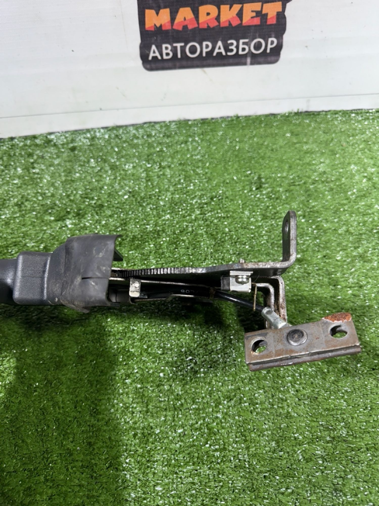 https://ycs.partsauto.market/partsauto-images/thmbs/userImages/7493bedda53ffbba18042670cc6fed05/part/50d4ed04-7cc3-4619-8176-6db4b0945c12_1740146065220.jpg