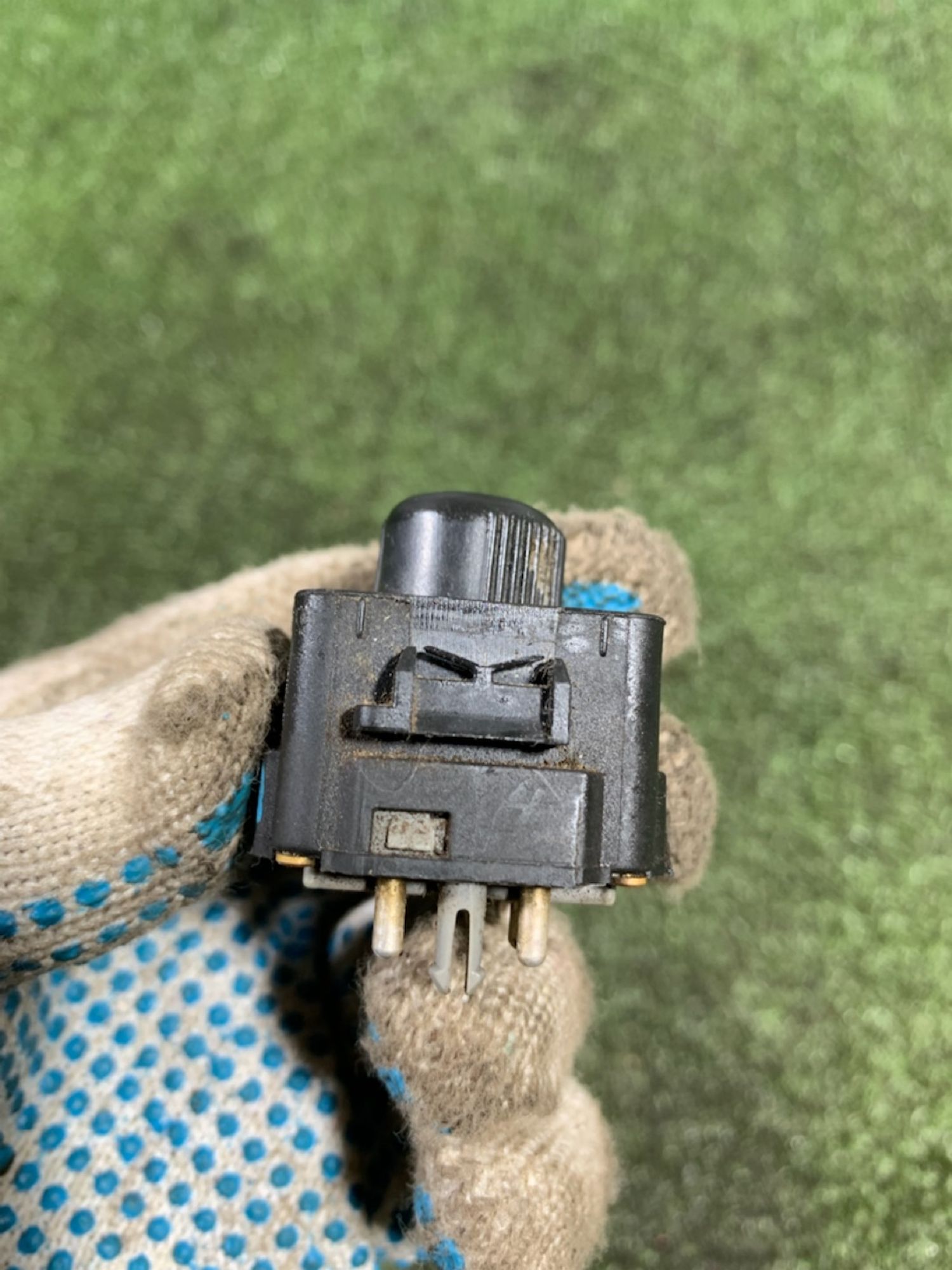https://ycs.partsauto.market/partsauto-images/thmbs/userImages/7493bedda53ffbba18042670cc6fed05/part/5378c5b6-75ce-4235-a797-4f0f1e4f9ffa_1735197345617.jpg