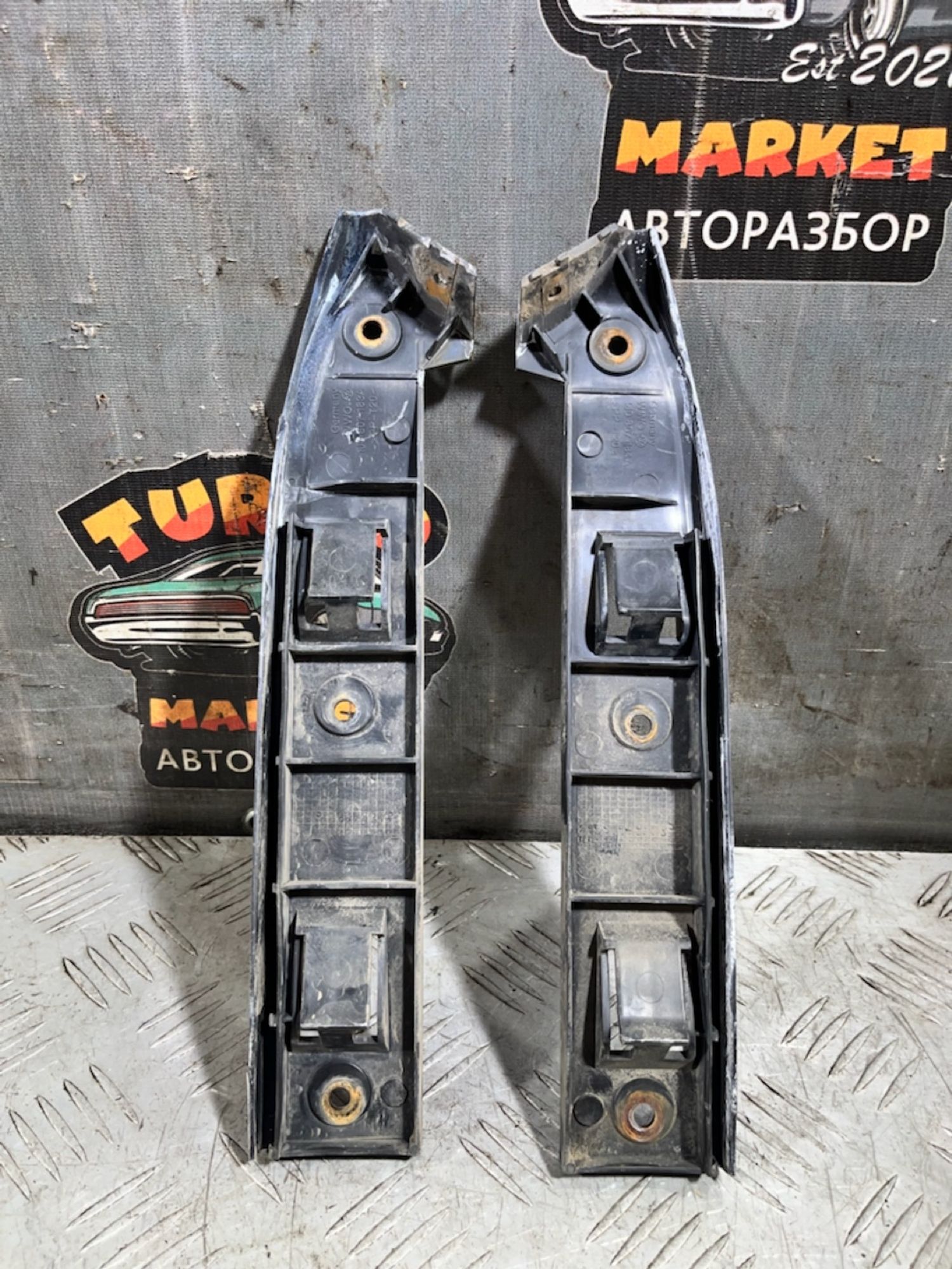https://ycs.partsauto.market/partsauto-images/thmbs/userImages/7493bedda53ffbba18042670cc6fed05/part/54c1d678-31e0-4ce6-8510-f40106b87075_1728643038344.jpg