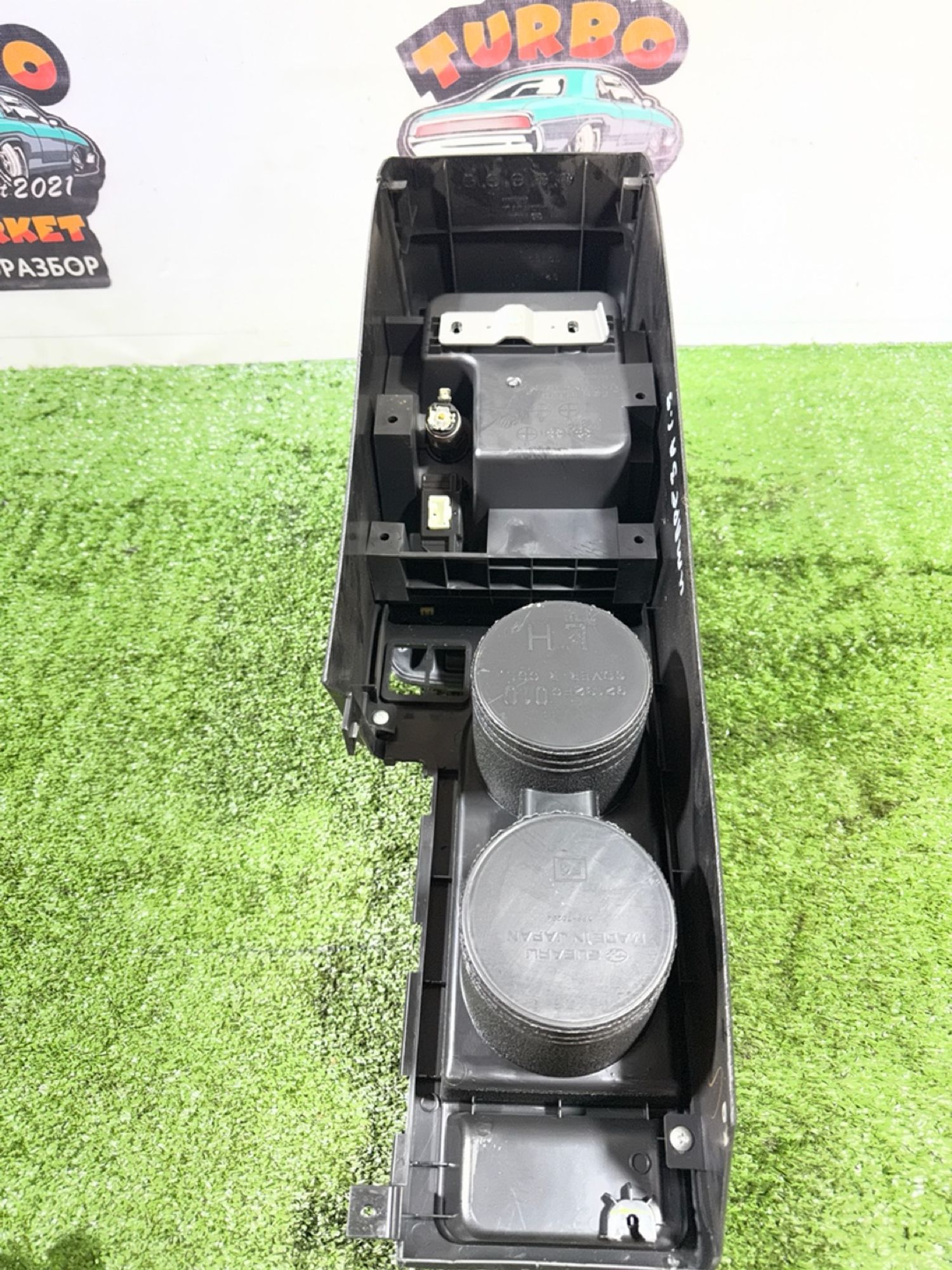 https://ycs.partsauto.market/partsauto-images/thmbs/userImages/7493bedda53ffbba18042670cc6fed05/part/580c1e97-3c9b-482b-9a73-71d635390842_1740488439409.jpg