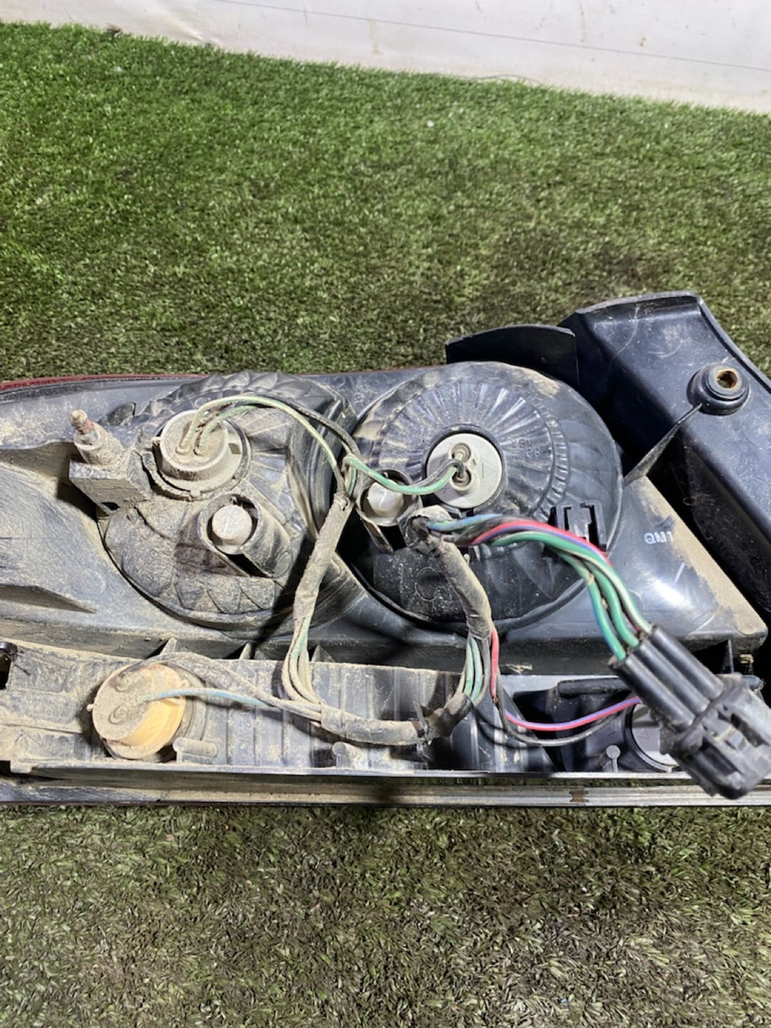 https://ycs.partsauto.market/partsauto-images/thmbs/userImages/7493bedda53ffbba18042670cc6fed05/part/581c371d-15eb-4fbe-af94-7ea8d6043d71_1750060283099.jpg
