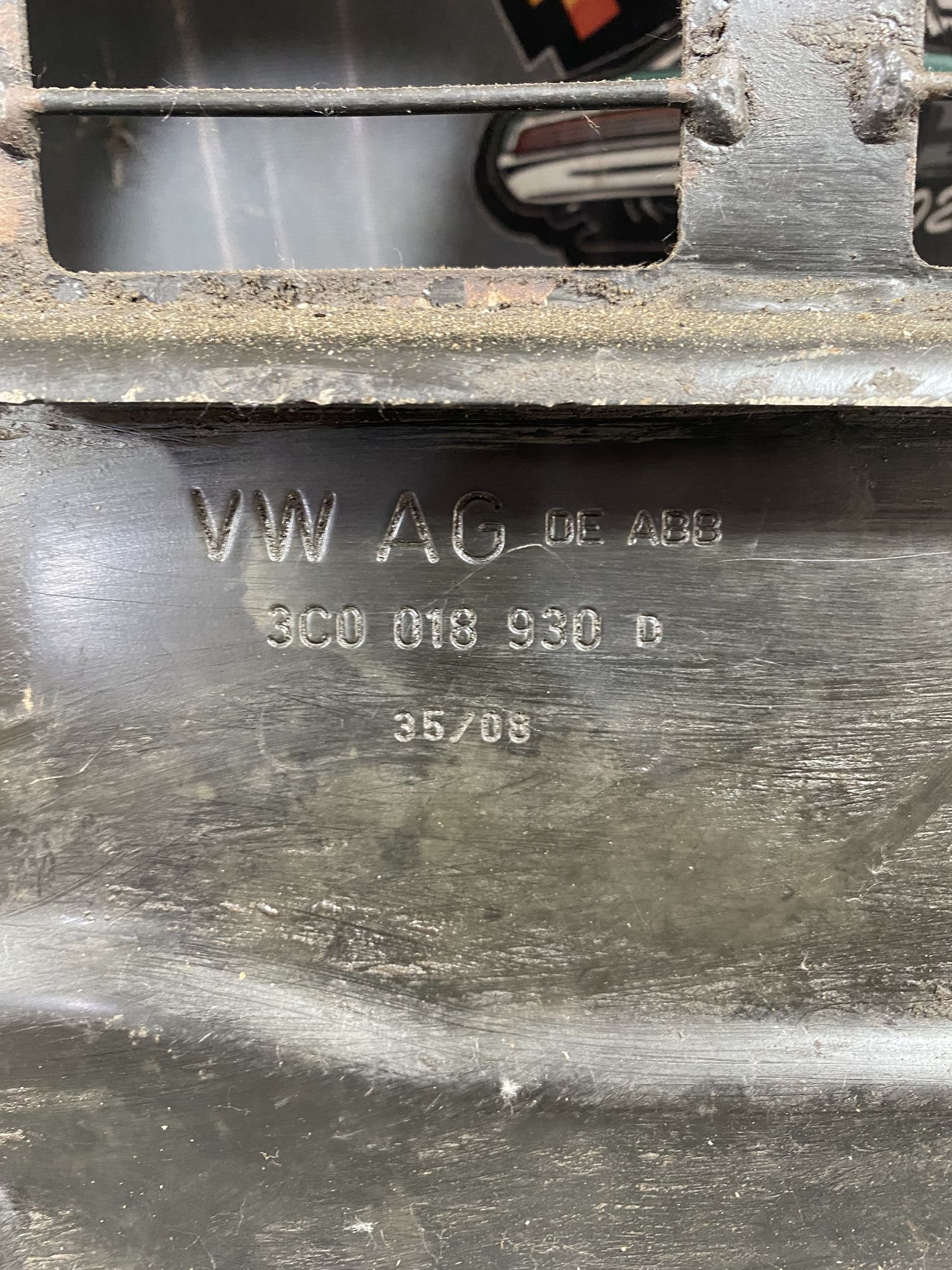 https://ycs.partsauto.market/partsauto-images/thmbs/userImages/7493bedda53ffbba18042670cc6fed05/part/58bb569d-23a7-4fea-92a6-1dbe28d26090_1718630629570.jpg