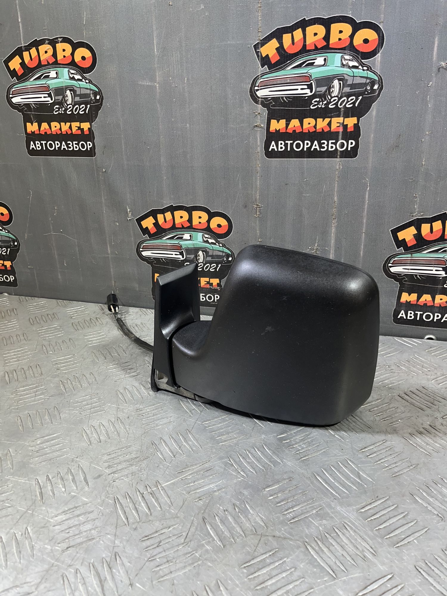 https://ycs.partsauto.market/partsauto-images/thmbs/userImages/7493bedda53ffbba18042670cc6fed05/part/59b388ed-682a-412a-8b46-4937ccf7e672_1718110056705.jpg
