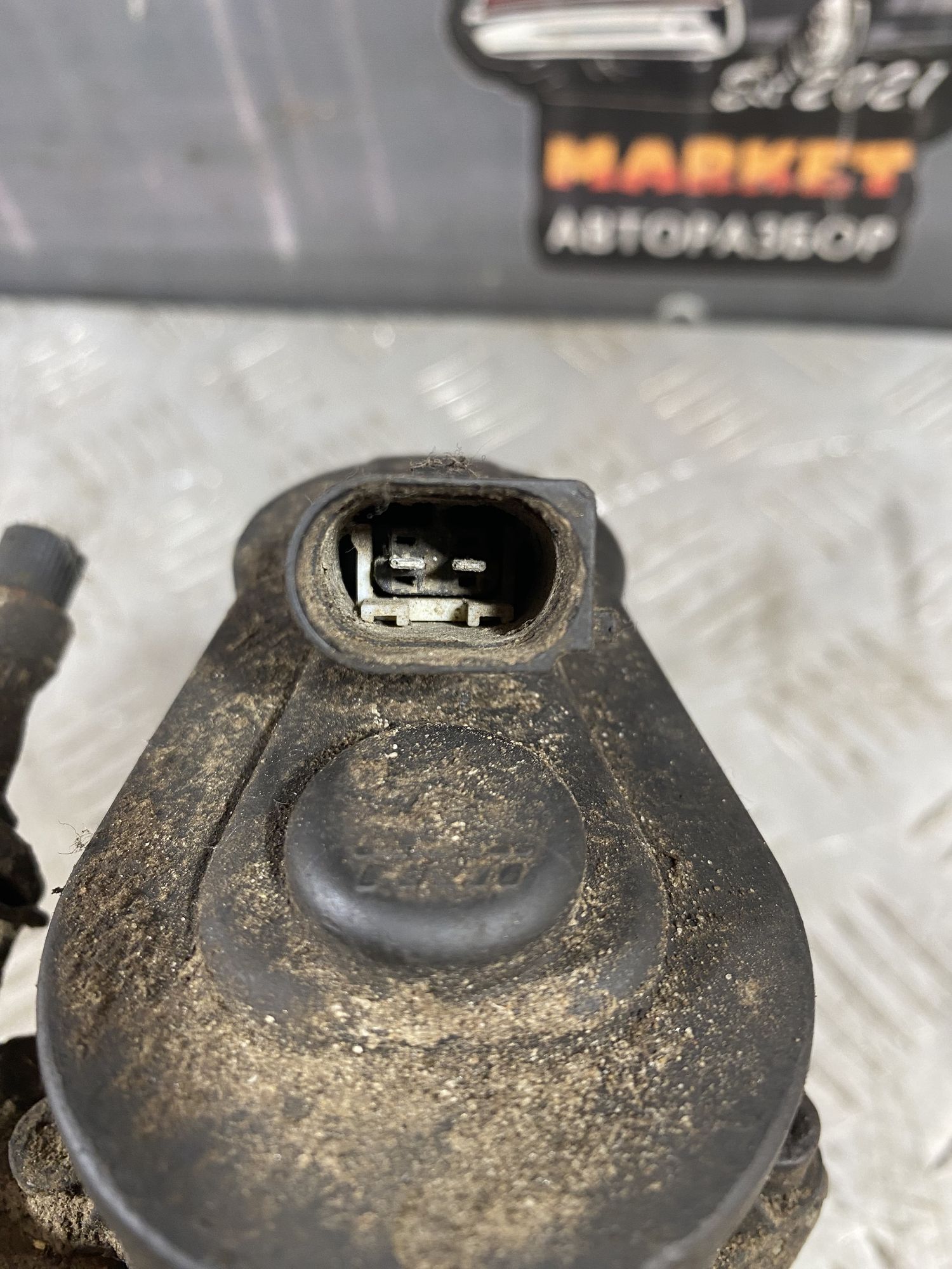 https://ycs.partsauto.market/partsauto-images/thmbs/userImages/7493bedda53ffbba18042670cc6fed05/part/5abbe8cb-d82e-4dfe-baf2-1883e28f42ae_1718617351971.jpg