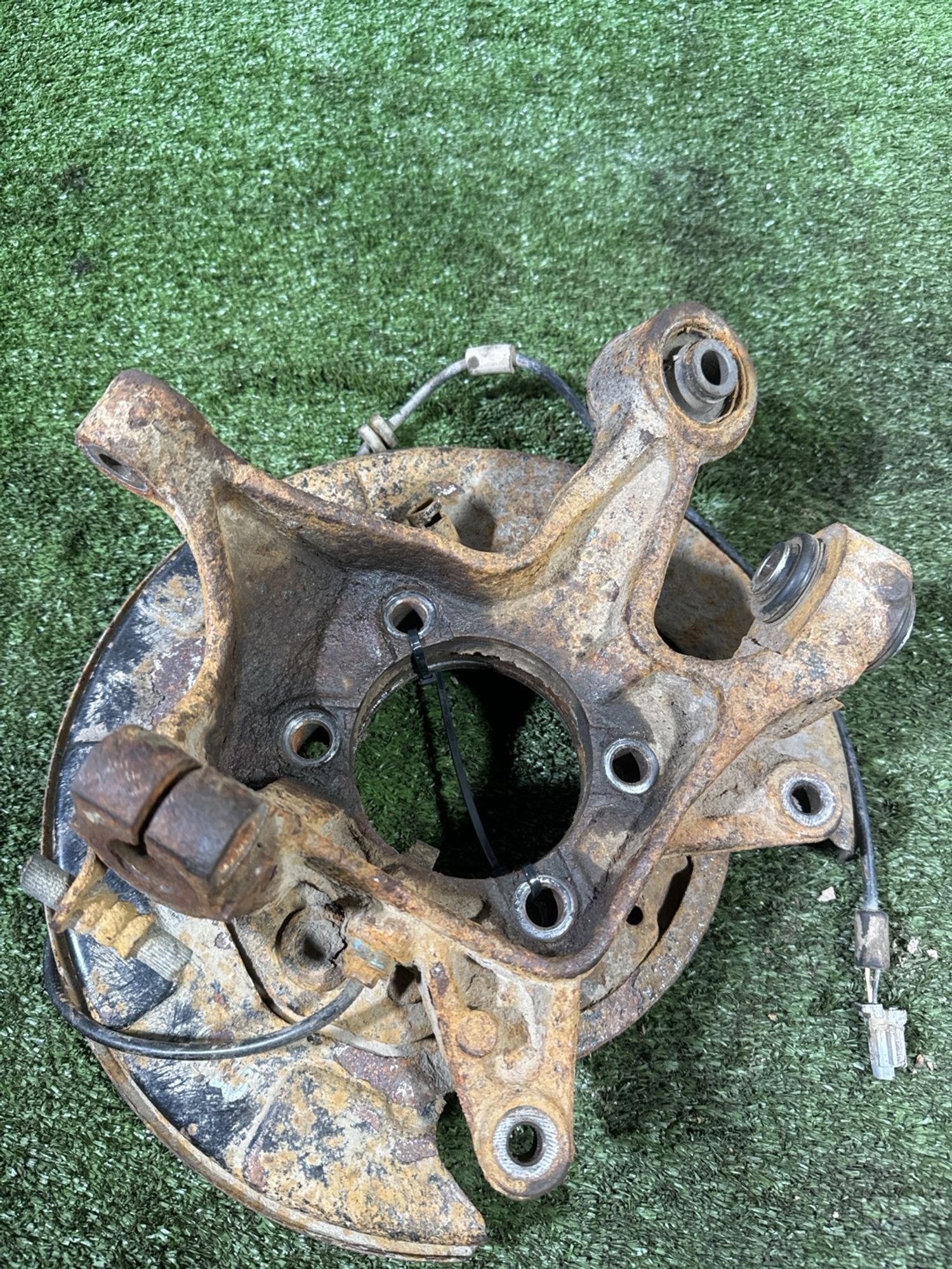 https://ycs.partsauto.market/partsauto-images/thmbs/userImages/7493bedda53ffbba18042670cc6fed05/part/5b50d0e8-0c9a-4a32-b7a5-b33566f6f208_1742481632614.jpg