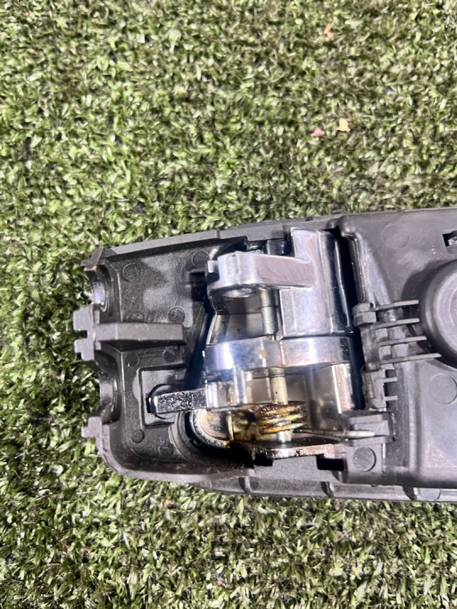 https://ycs.partsauto.market/partsauto-images/thmbs/userImages/7493bedda53ffbba18042670cc6fed05/part/5c2a5ce3-baba-46c7-8634-7df9a400ac4a_1731590148620.jpg