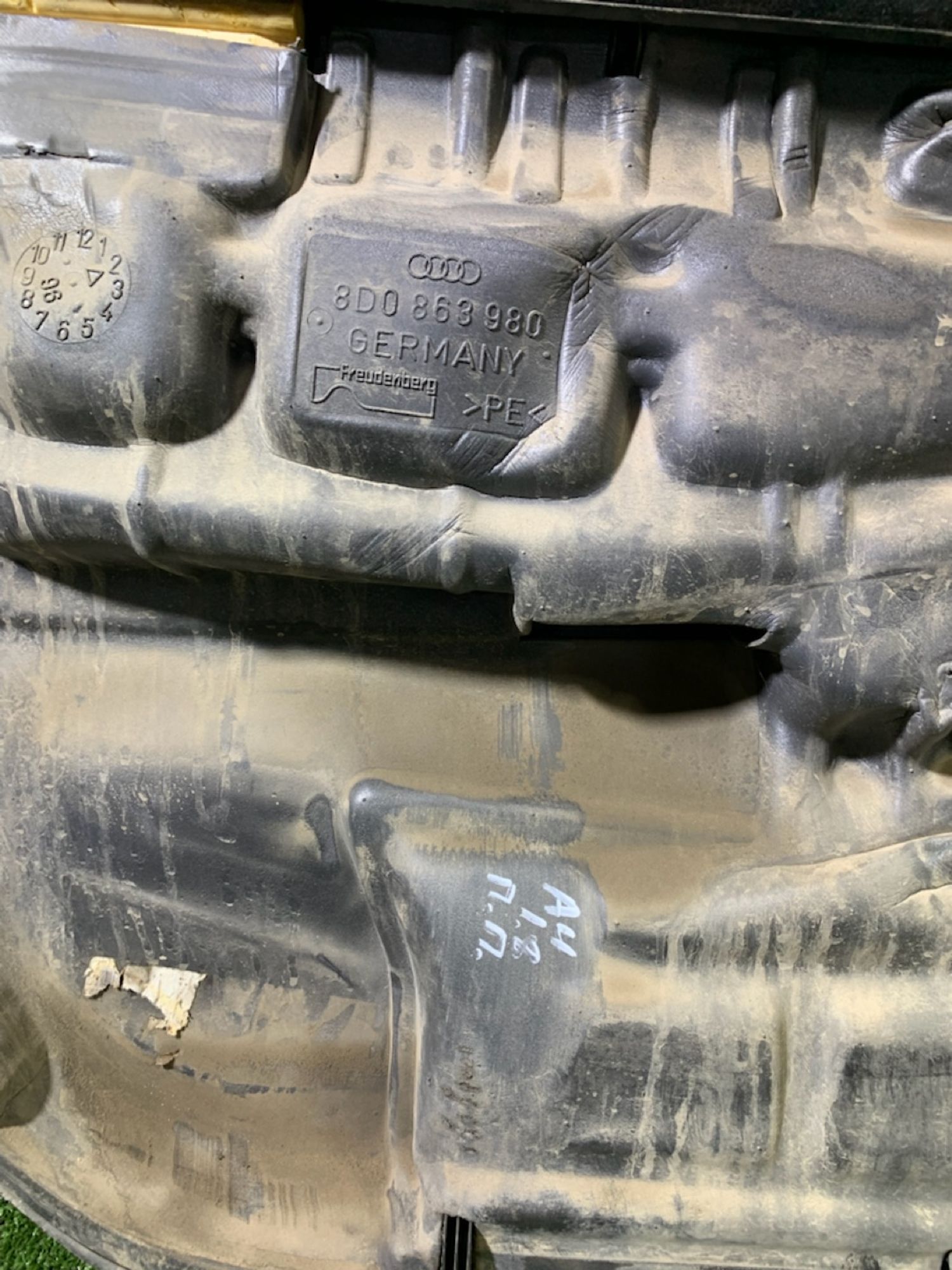 https://ycs.partsauto.market/partsauto-images/thmbs/userImages/7493bedda53ffbba18042670cc6fed05/part/5d49bfe4-fbaa-427a-9353-2c63a94c0a1d_1737124021889.jpg