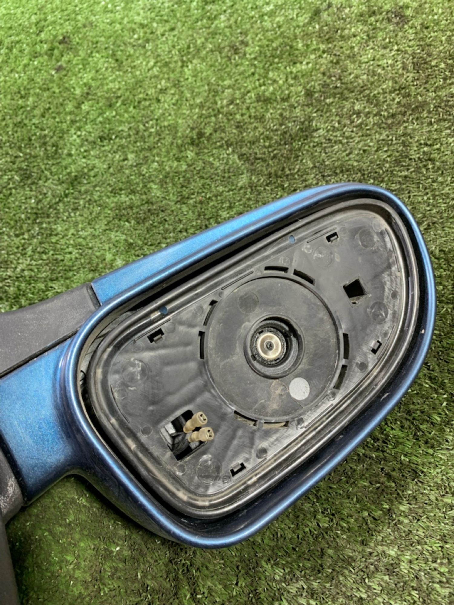 https://ycs.partsauto.market/partsauto-images/thmbs/userImages/7493bedda53ffbba18042670cc6fed05/part/5f3a492a-609e-4686-adf5-f69cfa5902f8_1743753953792.jpg