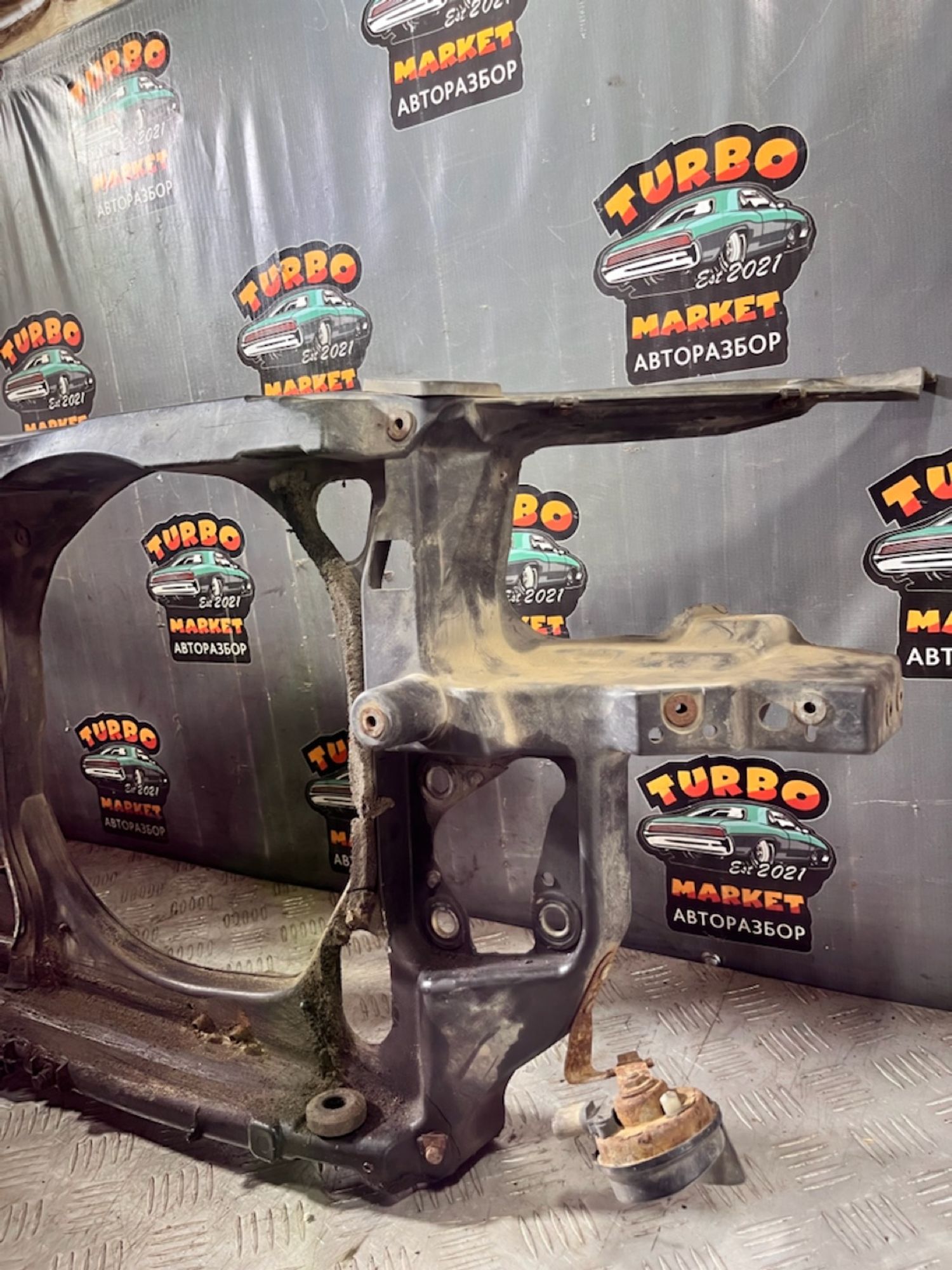 https://ycs.partsauto.market/partsauto-images/thmbs/userImages/7493bedda53ffbba18042670cc6fed05/part/5f3f0481-4746-44cf-b588-5ba635abc734_1721319348640.jpg