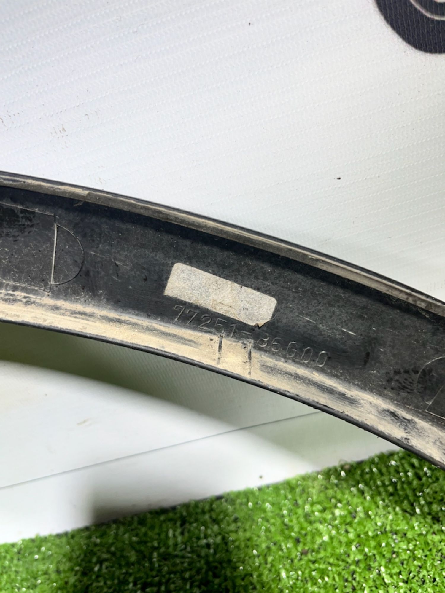 https://ycs.partsauto.market/partsauto-images/thmbs/userImages/7493bedda53ffbba18042670cc6fed05/part/60ff1772-3b30-46b3-a3a6-c1a248fcaf4b_1732261667377.jpg