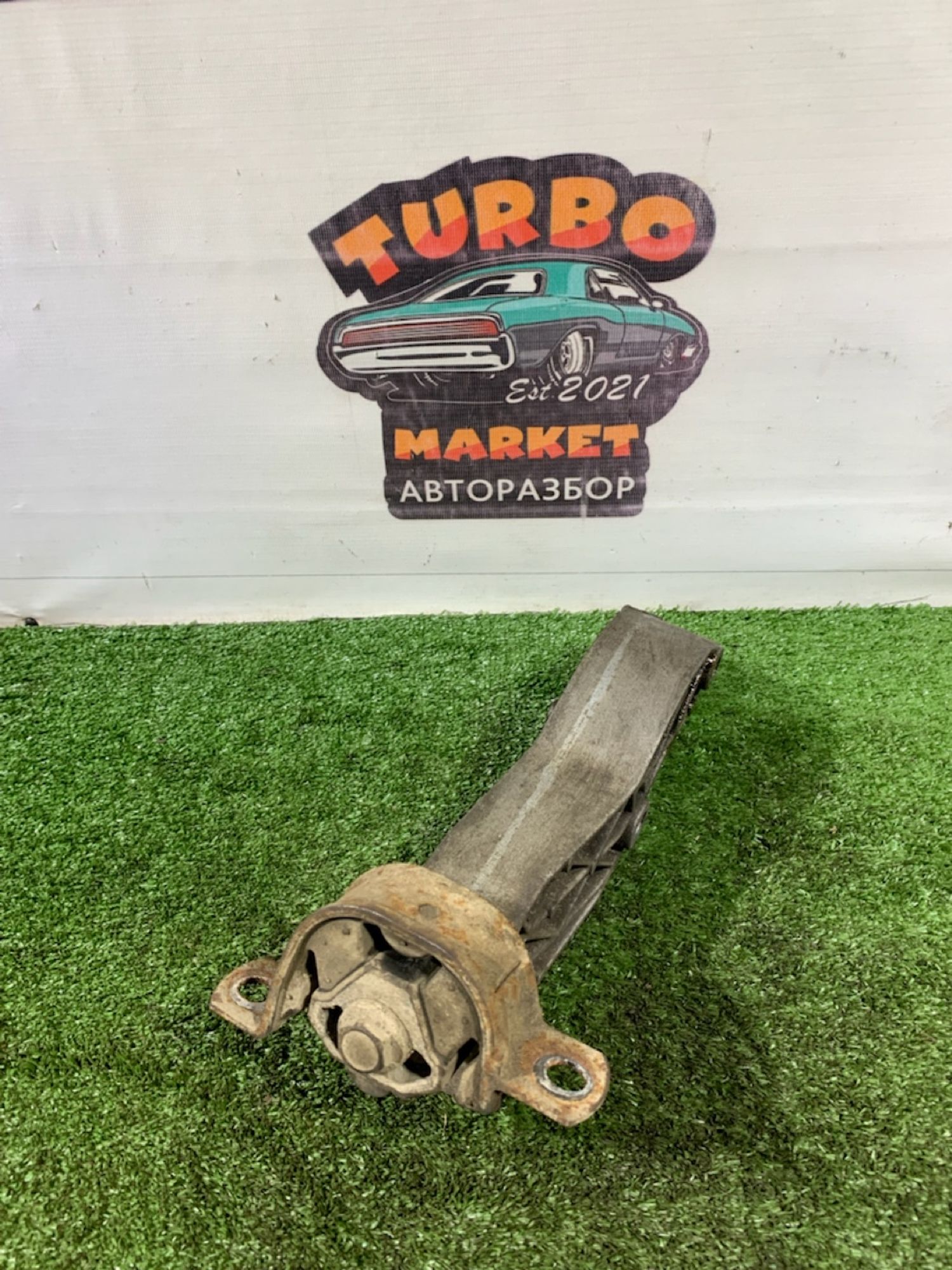 https://ycs.partsauto.market/partsauto-images/thmbs/userImages/7493bedda53ffbba18042670cc6fed05/part/616f8236-cc47-432e-93bc-c96196661502_1743000977229.jpg