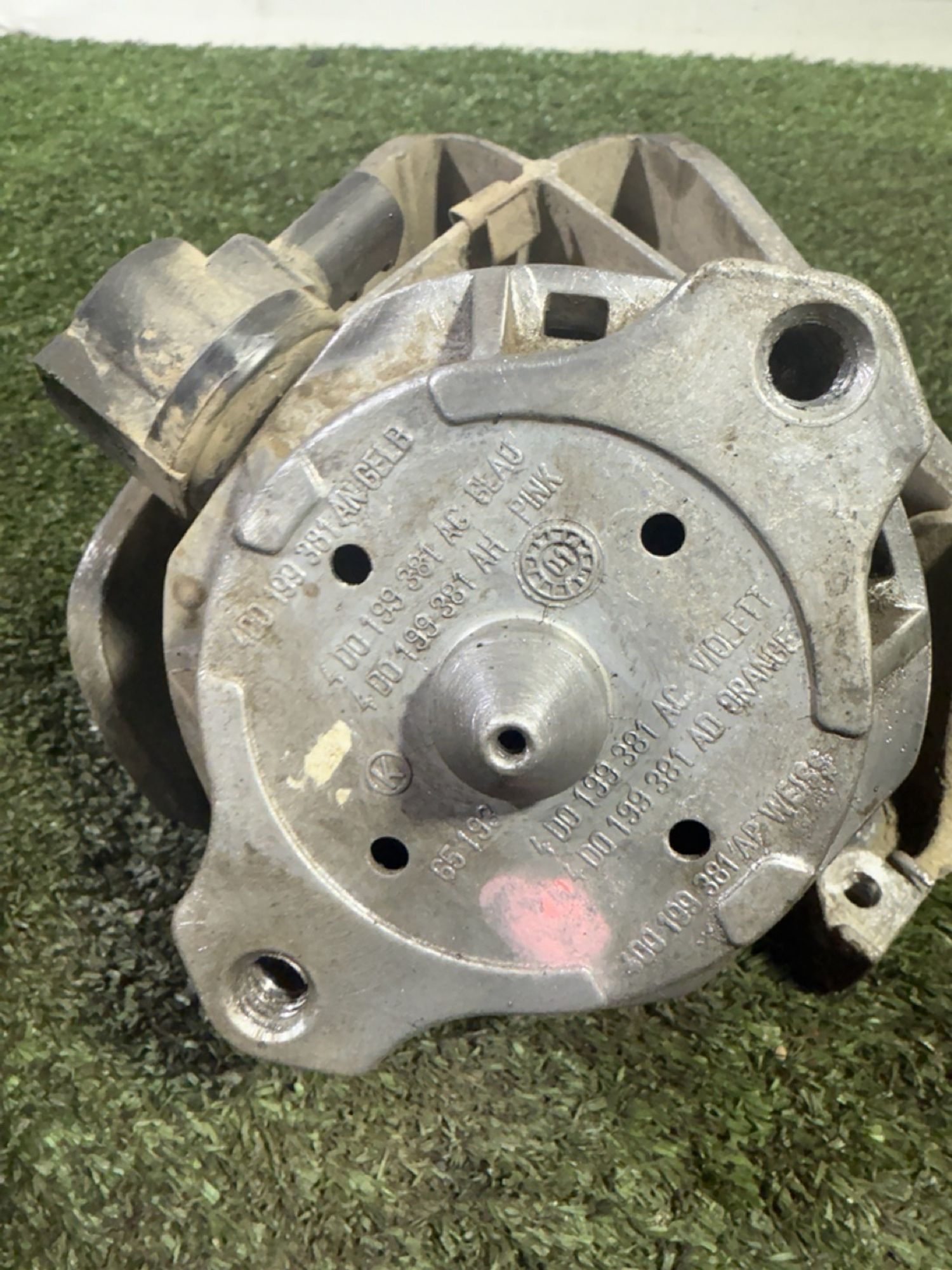 https://ycs.partsauto.market/partsauto-images/thmbs/userImages/7493bedda53ffbba18042670cc6fed05/part/62aa9470-20b8-4403-8dd0-c57969030819_1744723847294.jpg