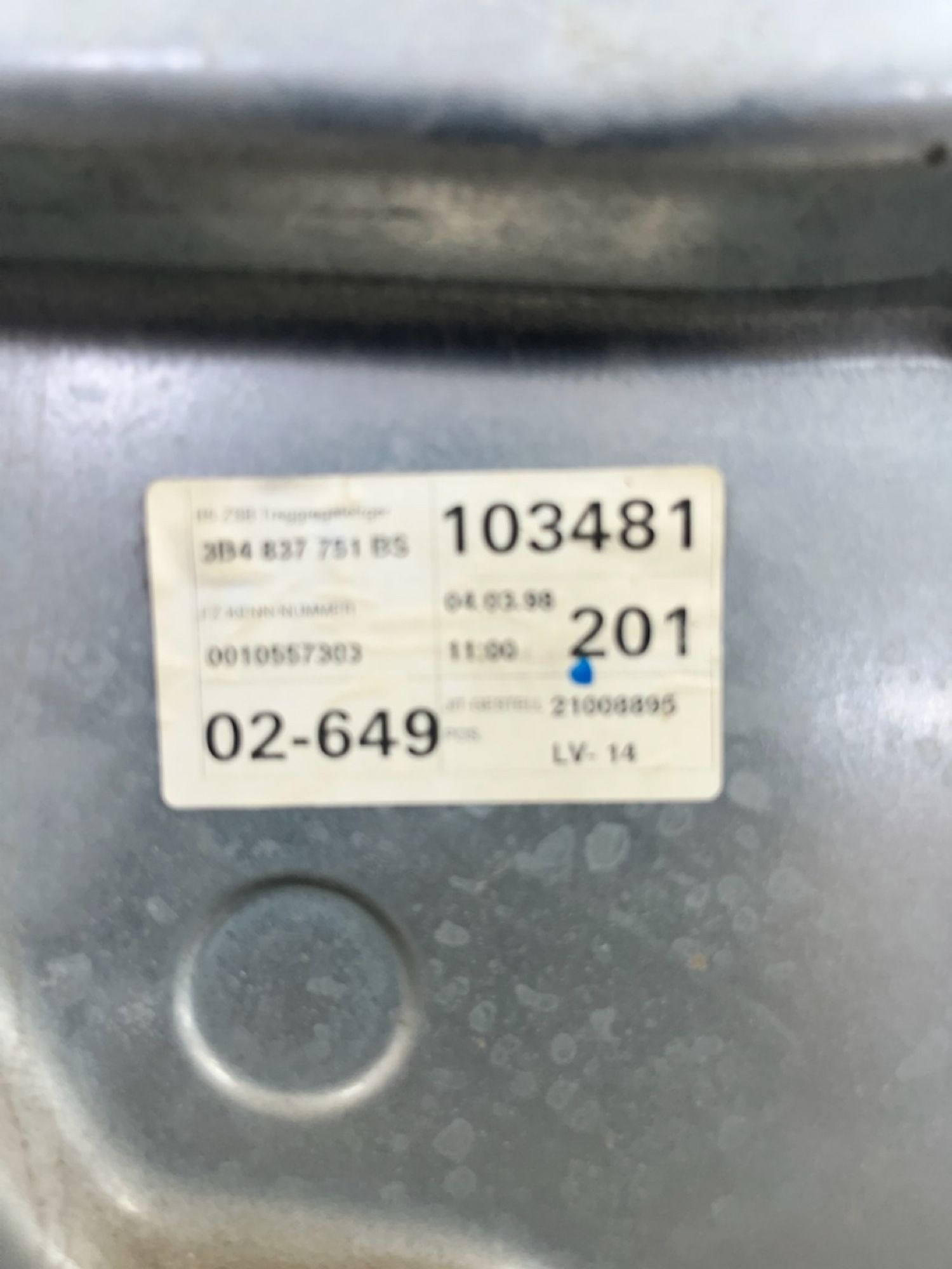 https://ycs.partsauto.market/partsauto-images/thmbs/userImages/7493bedda53ffbba18042670cc6fed05/part/635839a9-95e5-4227-a1db-bef0a9828543_1721312908638.jpg
