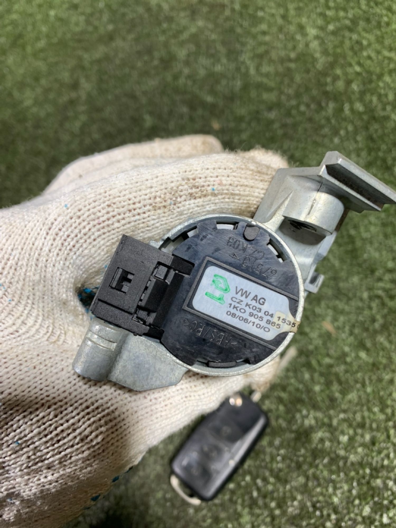 https://ycs.partsauto.market/partsauto-images/thmbs/userImages/7493bedda53ffbba18042670cc6fed05/part/67c3f3d2-2de3-4d32-a1df-ec353178b0ed_1738144095715.jpg