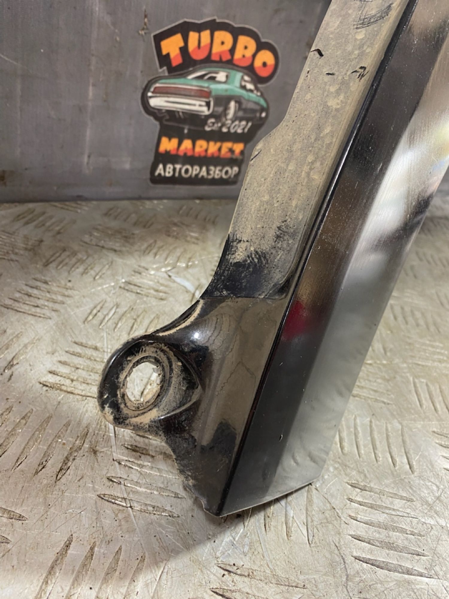 https://ycs.partsauto.market/partsauto-images/thmbs/userImages/7493bedda53ffbba18042670cc6fed05/part/69025279-8713-4139-9170-b2037d7a4e29_1723285345109.jpg