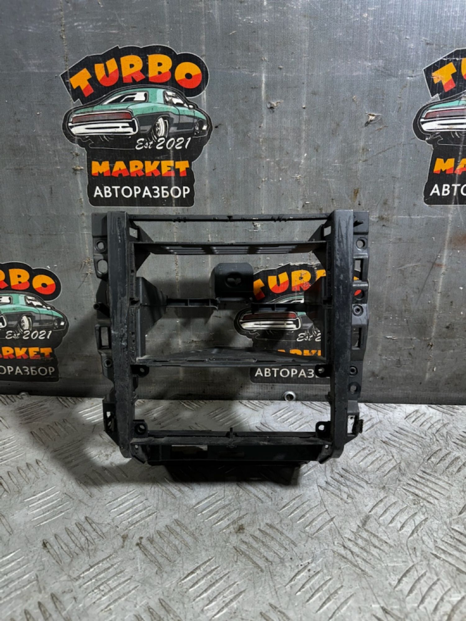 https://ycs.partsauto.market/partsauto-images/thmbs/userImages/7493bedda53ffbba18042670cc6fed05/part/69b42912-420c-4a9e-8b48-395d5a5f4a8d_1728897003368.jpg